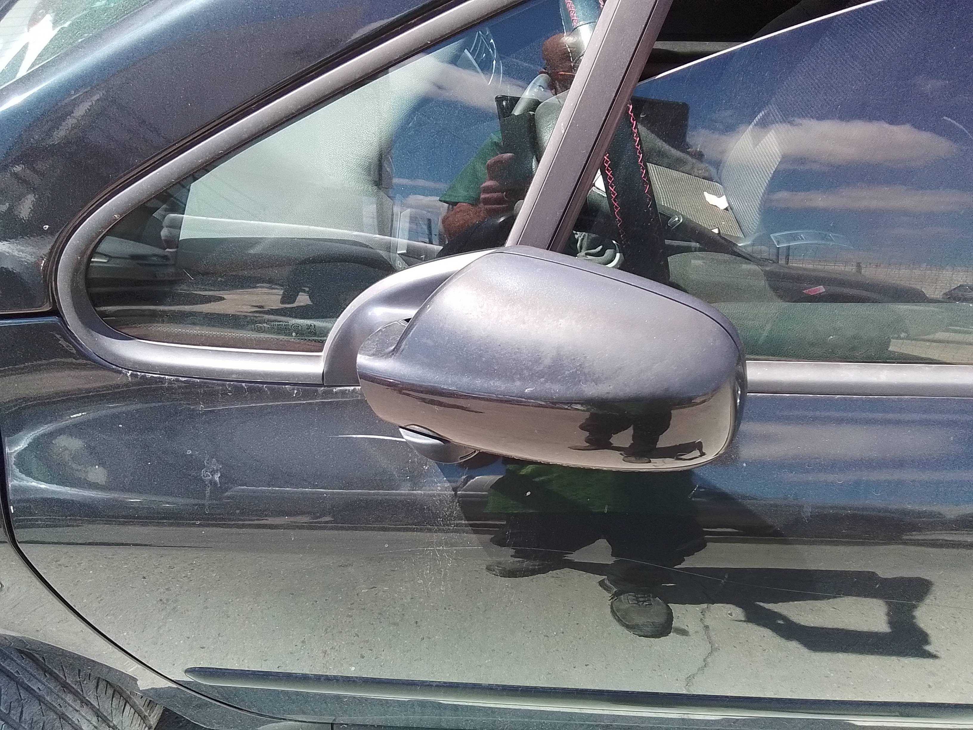 Recambio de retrovisor izquierdo para peugeot 307 cc (s2) básico referencia OEM IAM   