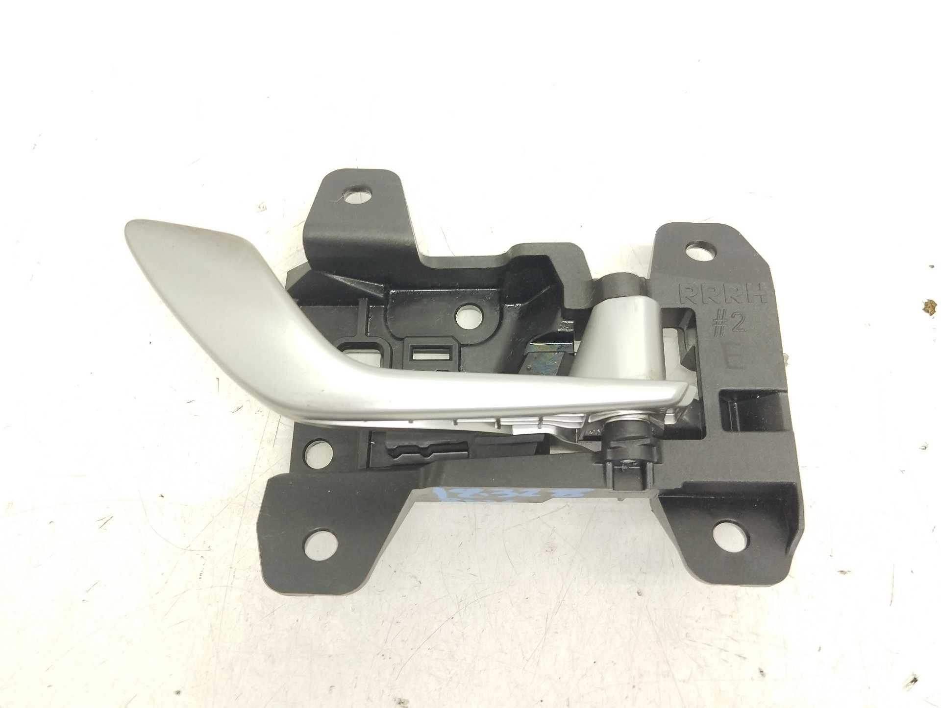 Recambio de maneta interior trasera derecha para hyundai tucson 1.6 crdi cat referencia OEM IAM 83623N7000  