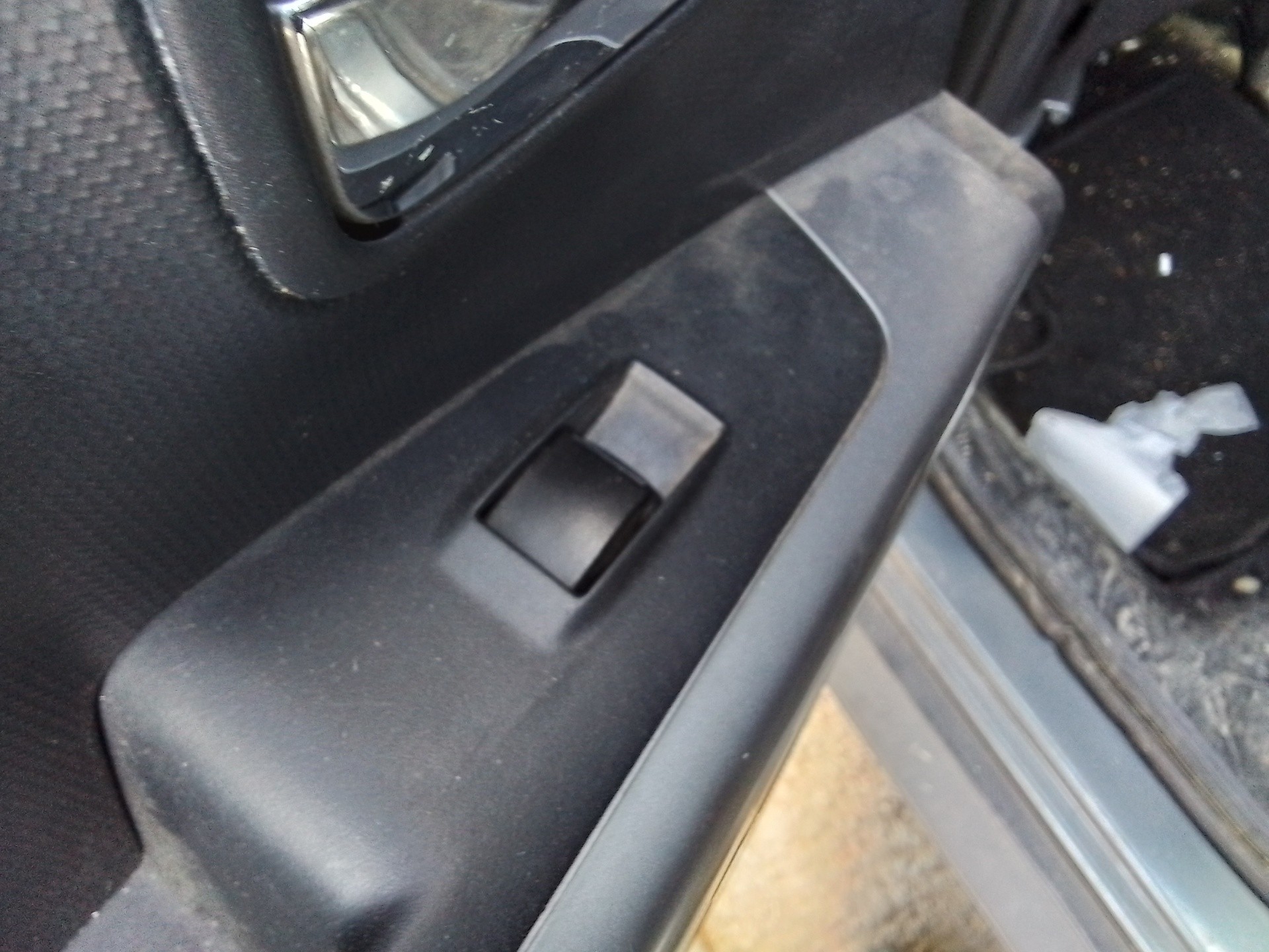 Recambio de mando elevalunas trasero izquierdo para mitsubishi outlander (cw0) 2.2 di-d cat referencia OEM IAM   