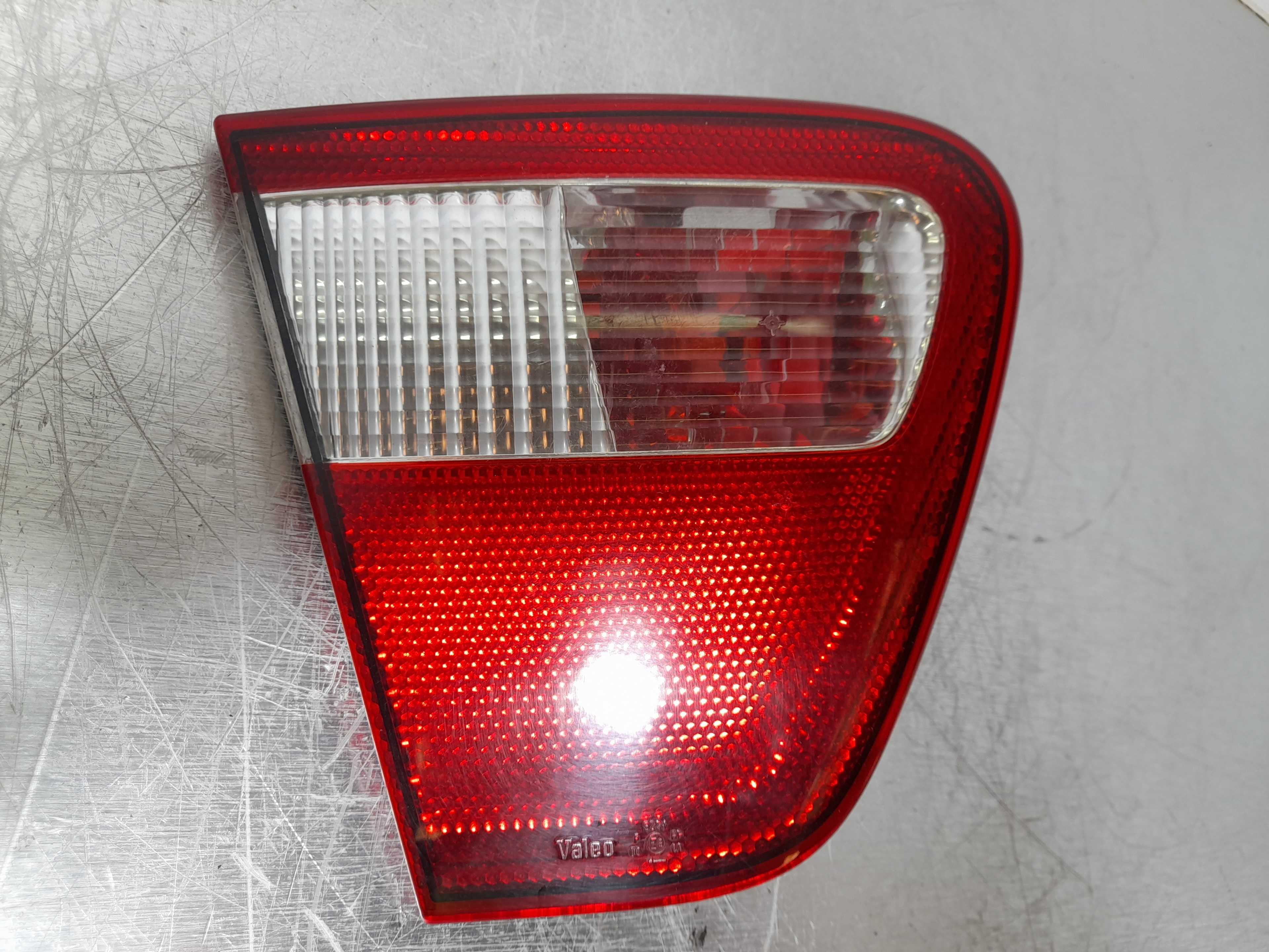 Recambio de piloto porton trasero izquierdo para seat leon (1m1) referencia OEM IAM 6K5945091F VALEO 