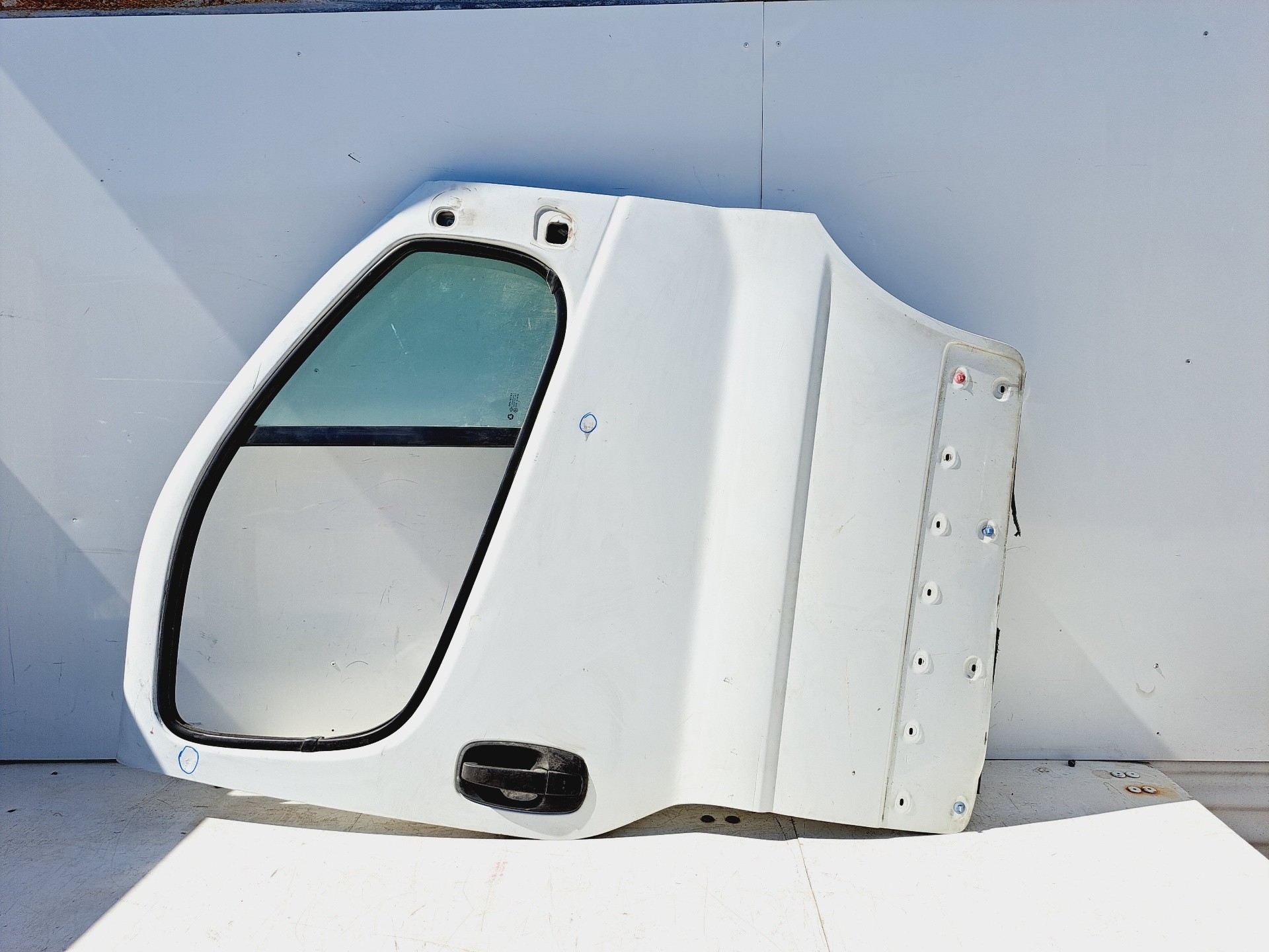 Recambio de puerta delantera derecha para opel vivaro 1.9 cdti cat (f9q-760 / l08) referencia OEM IAM   