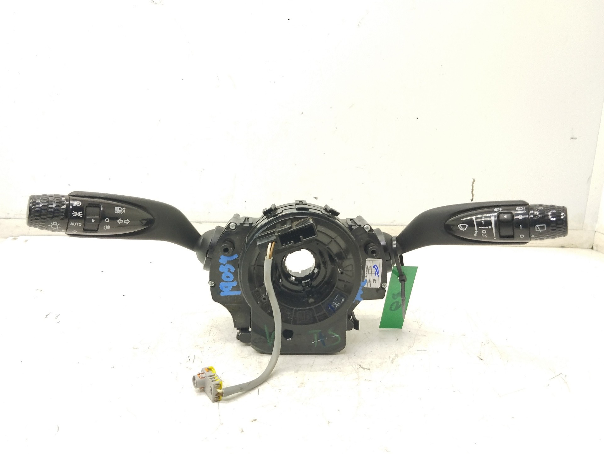 Recambio de mando luces/intermitencia (com2000) para hyundai tucson (nx) klass 2wd referencia OEM IAM 934C5N9340  