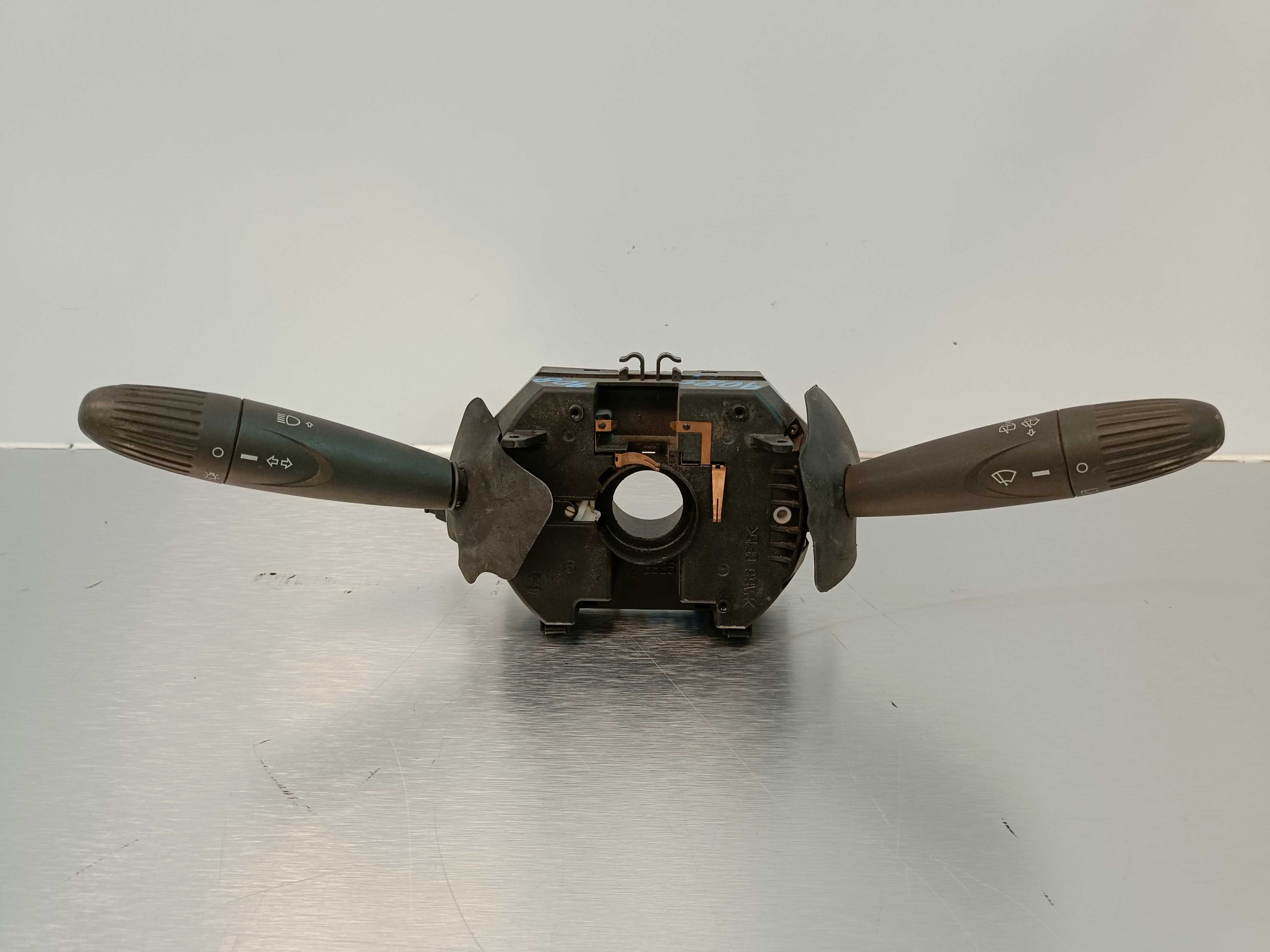 Recambio de mando luces/intermitencia (com2000) para fiat punto berlina (188) 1.2 8v referencia OEM IAM   