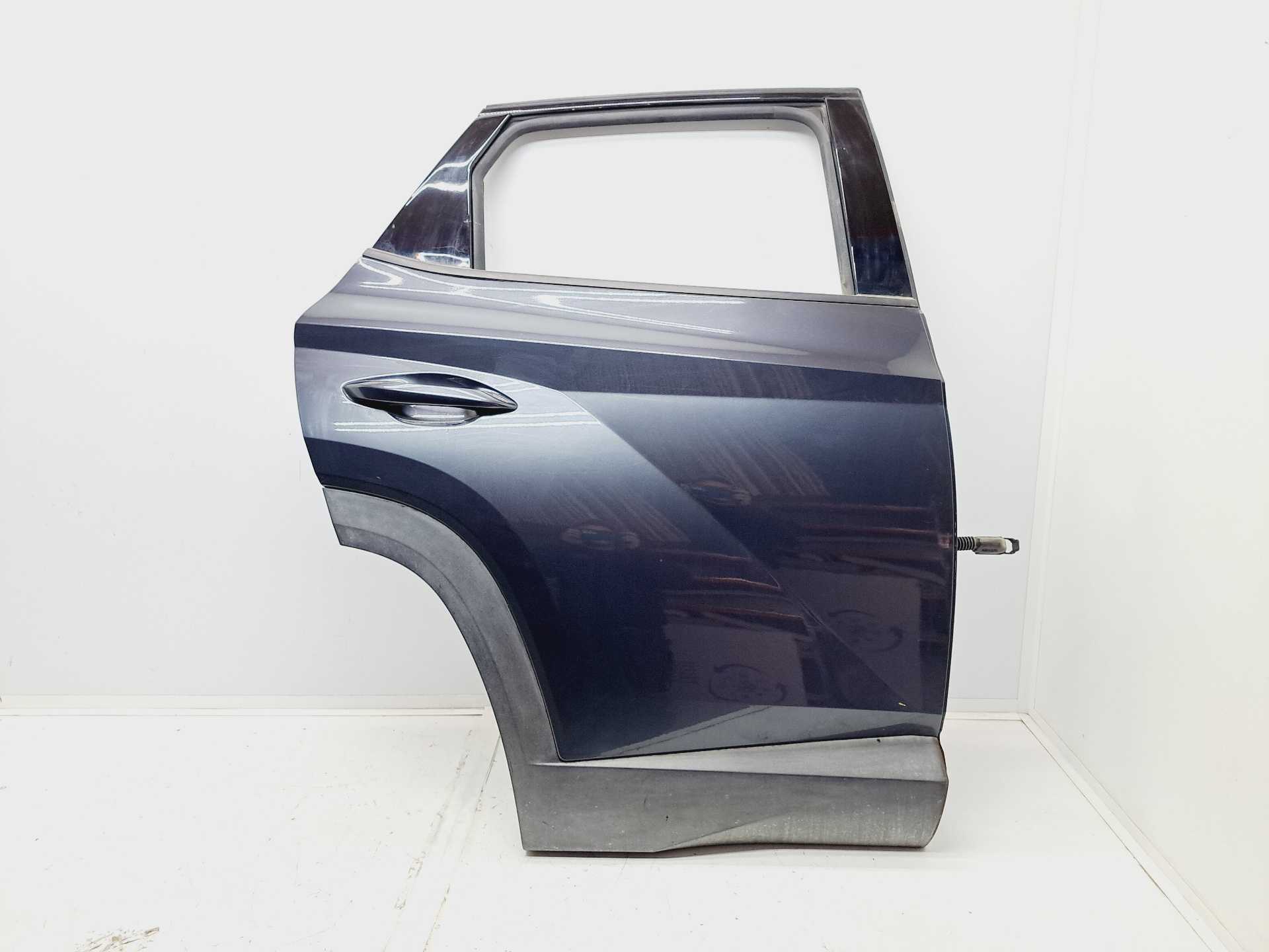 Recambio de puerta trasera derecha para hyundai tucson 1.6 crdi cat referencia OEM IAM   