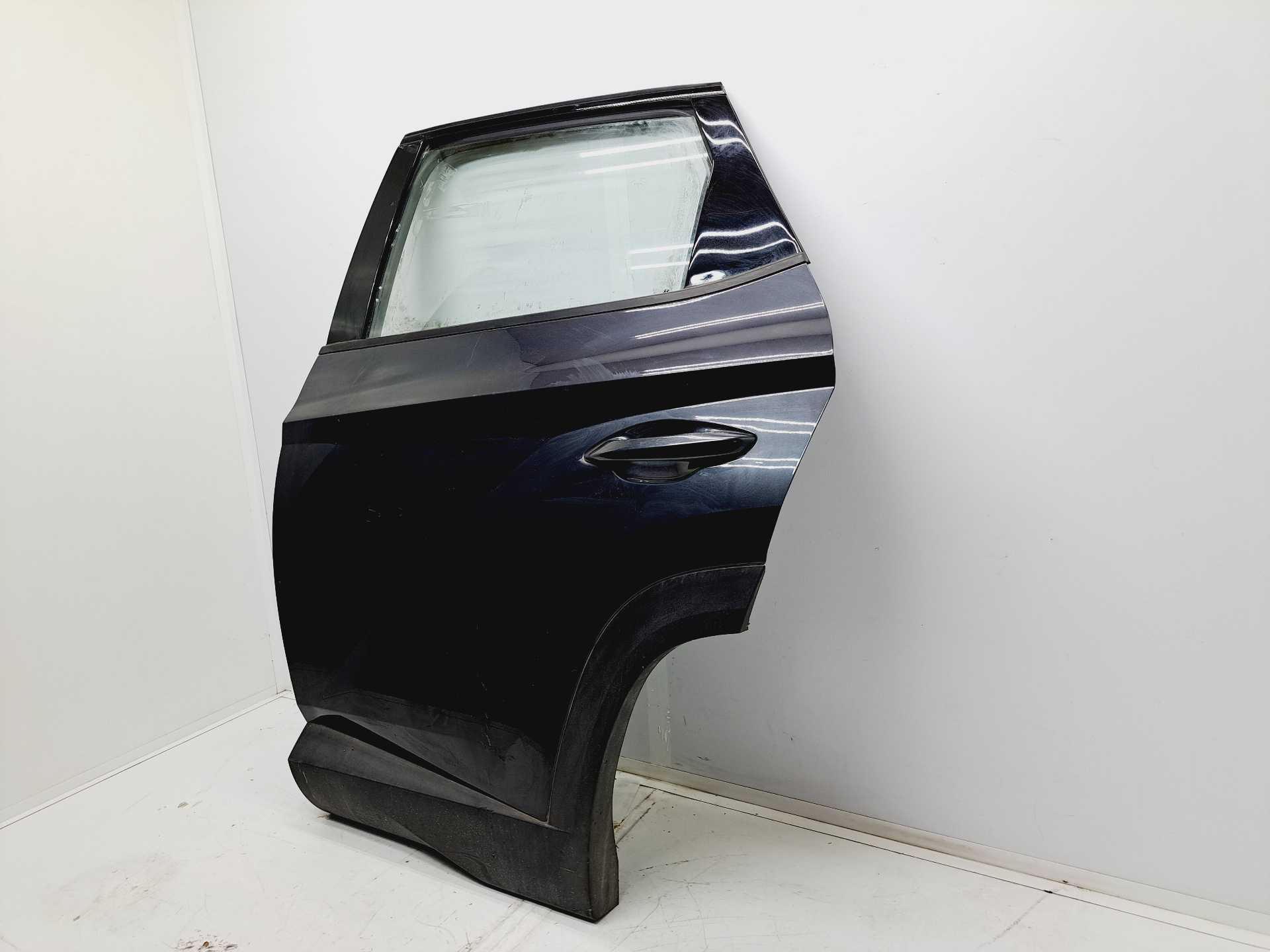 Recambio de puerta trasera izquierda para hyundai tucson 1.6 crdi cat referencia OEM IAM   