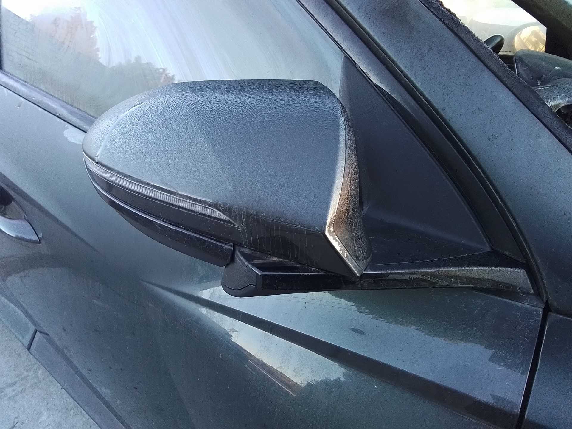 Recambio de retrovisor derecho para hyundai tucson 1.6 crdi cat referencia OEM IAM 87620N7140YG7  