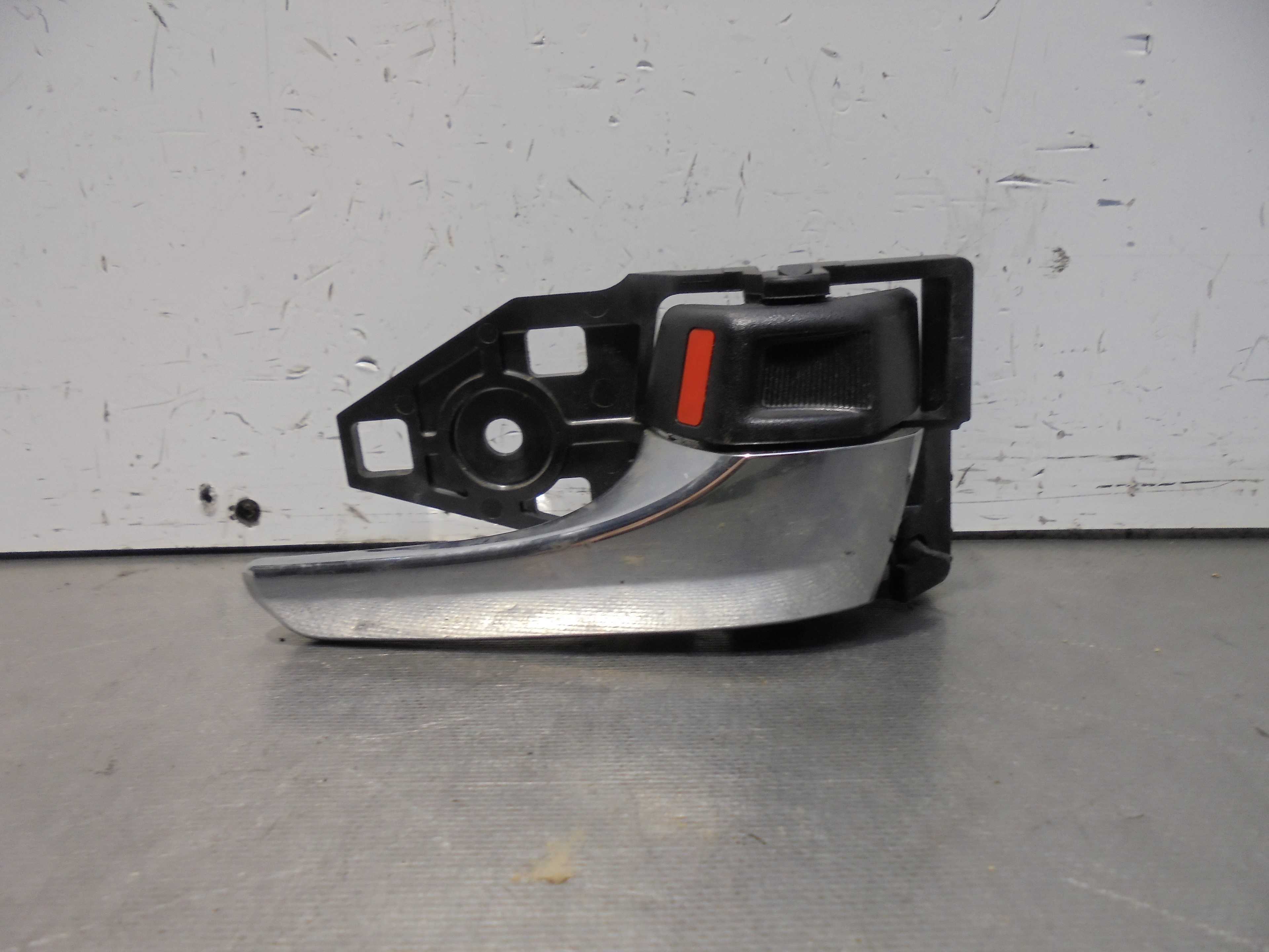 Recambio de maneta interior delantera derecha para toyota rav 4 advance hybrid referencia OEM IAM   