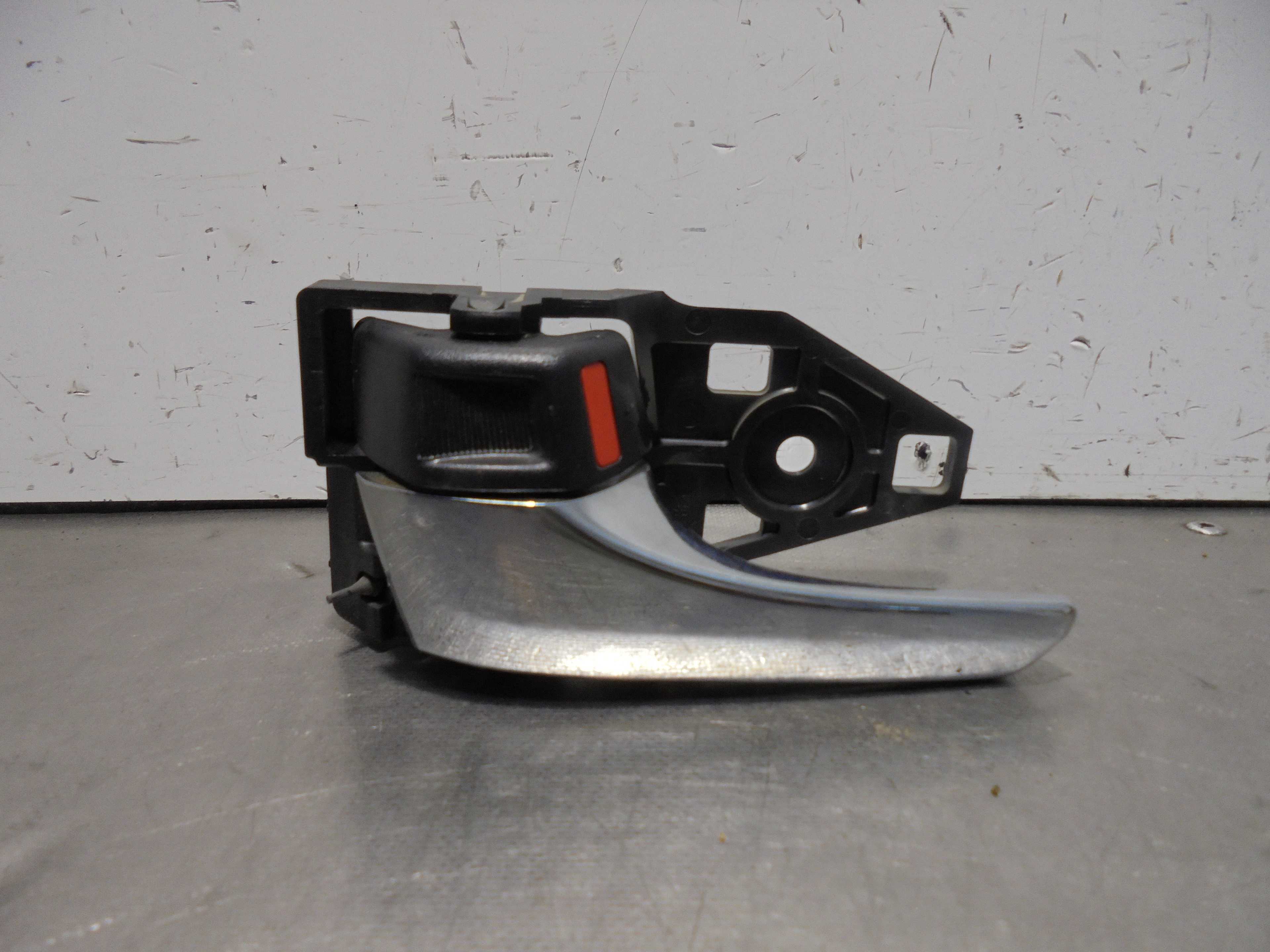 Recambio de maneta interior trasera izquierda para toyota rav 4 advance hybrid referencia OEM IAM   