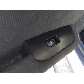 Recambio de mando elevalunas trasero izquierdo para kia ceed business referencia OEM IAM 40B5221500  