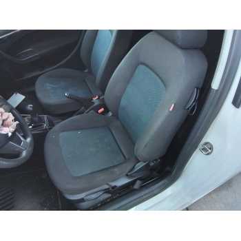 ASIENTO DELANTERO IZQUIERDO 