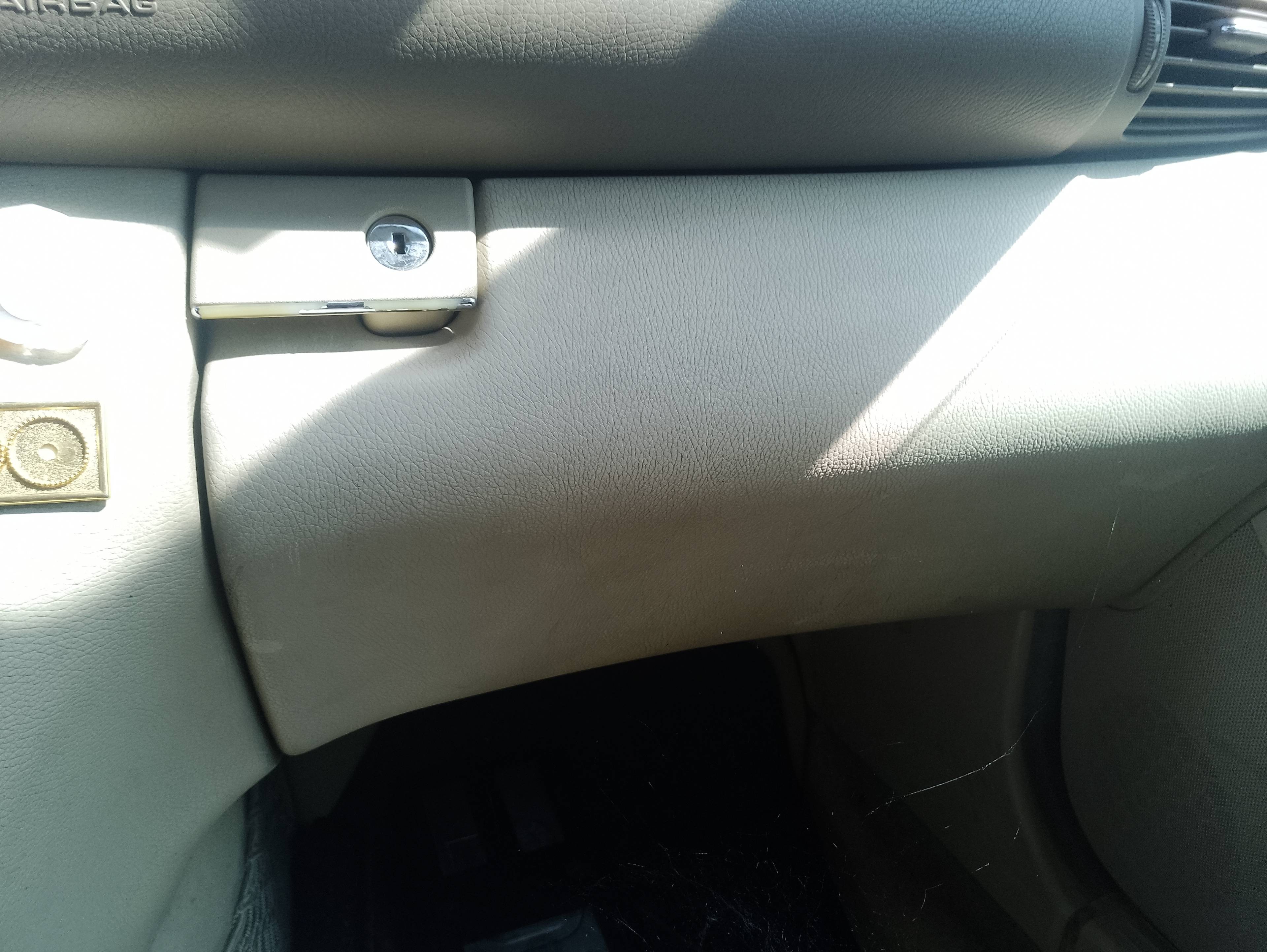 Recambio de guantera para mercedes-benz clase c (w203) berlina 200 cdi (203.004) referencia OEM IAM   