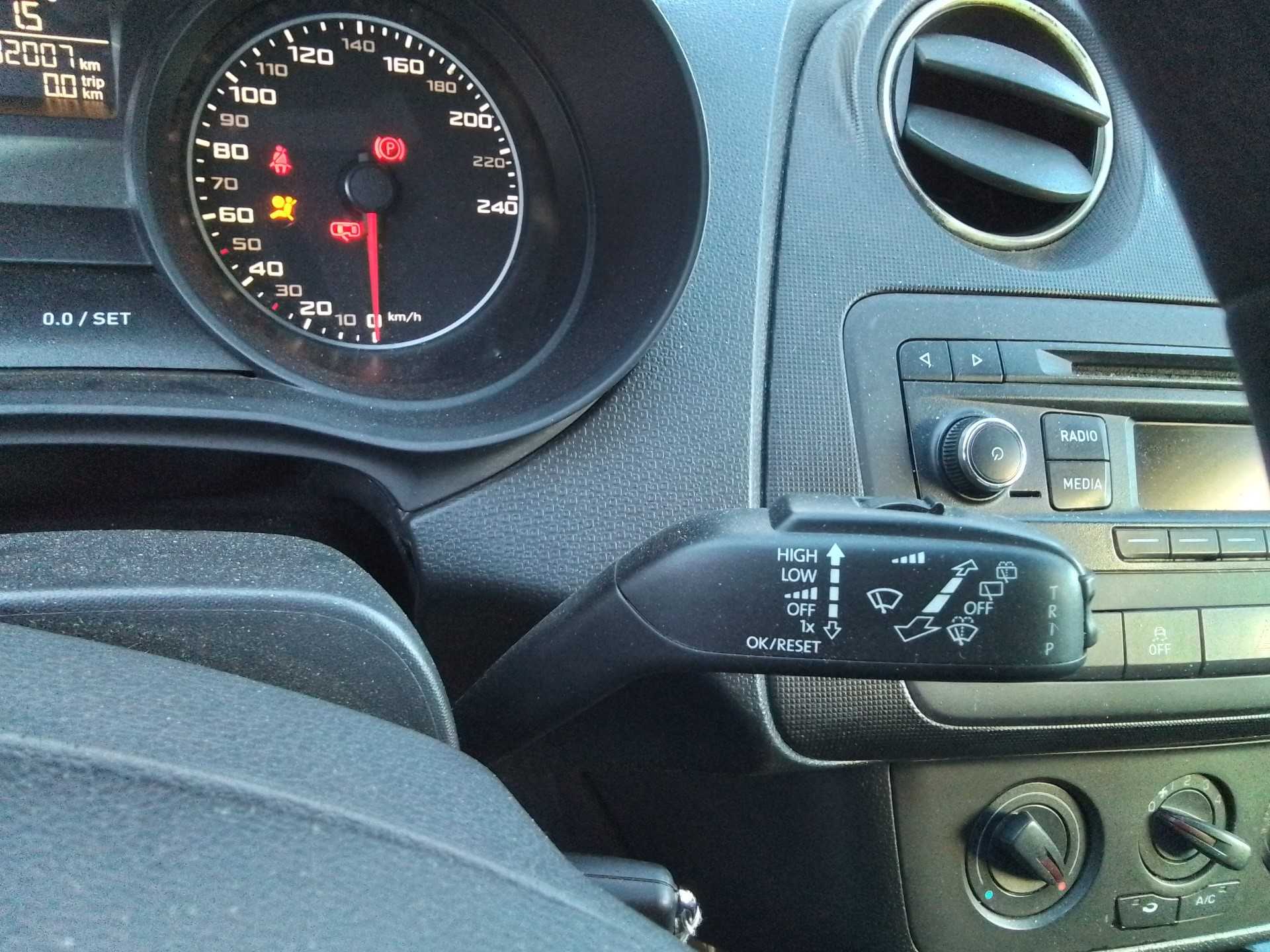 Recambio de mando limpia para seat ibiza (6j5) 1.6 tdi referencia OEM IAM   