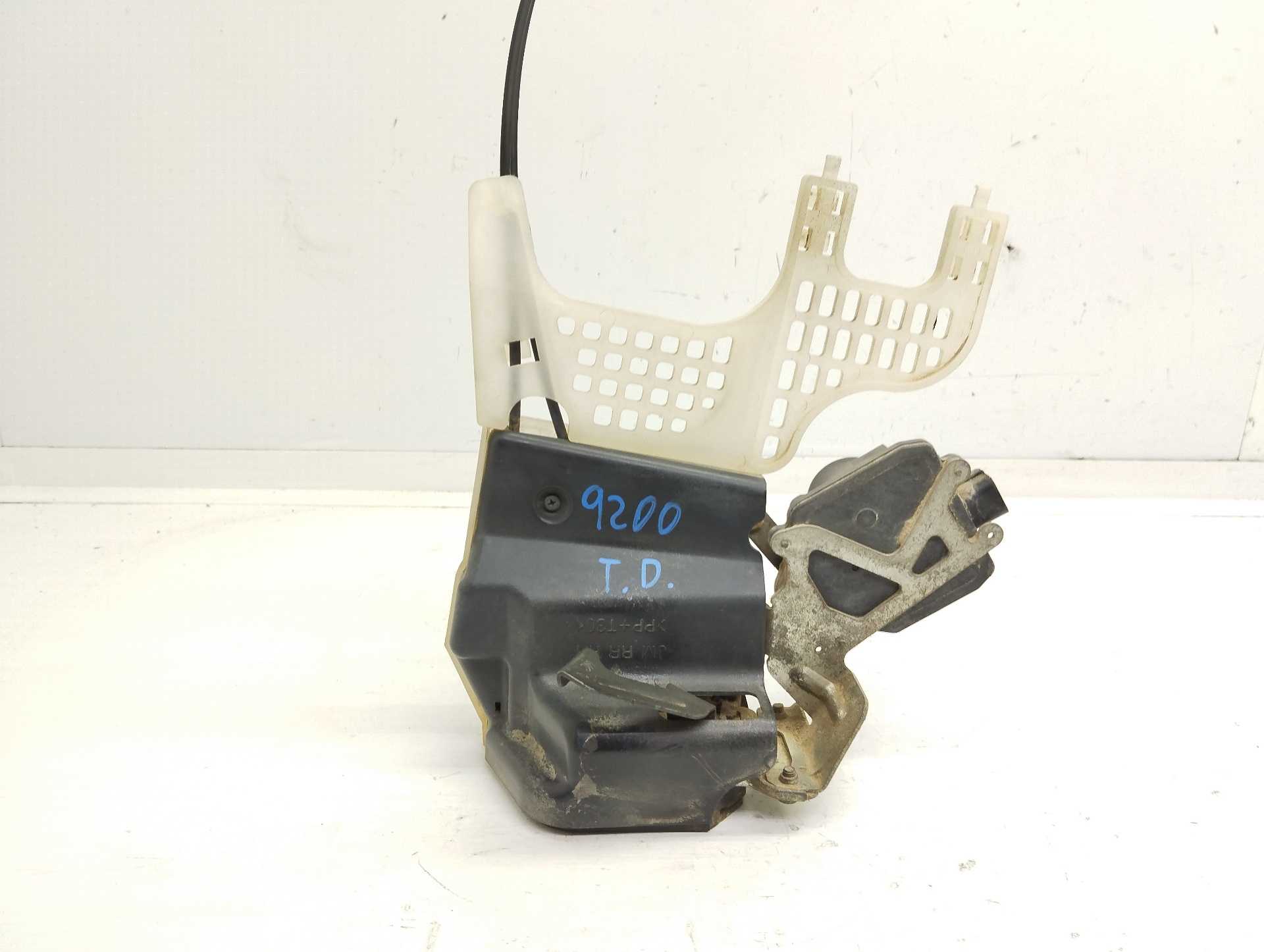 Recambio de cerradura puerta trasera derecha para hyundai tucson (jm) 2.0 crdi comfort referencia OEM IAM   