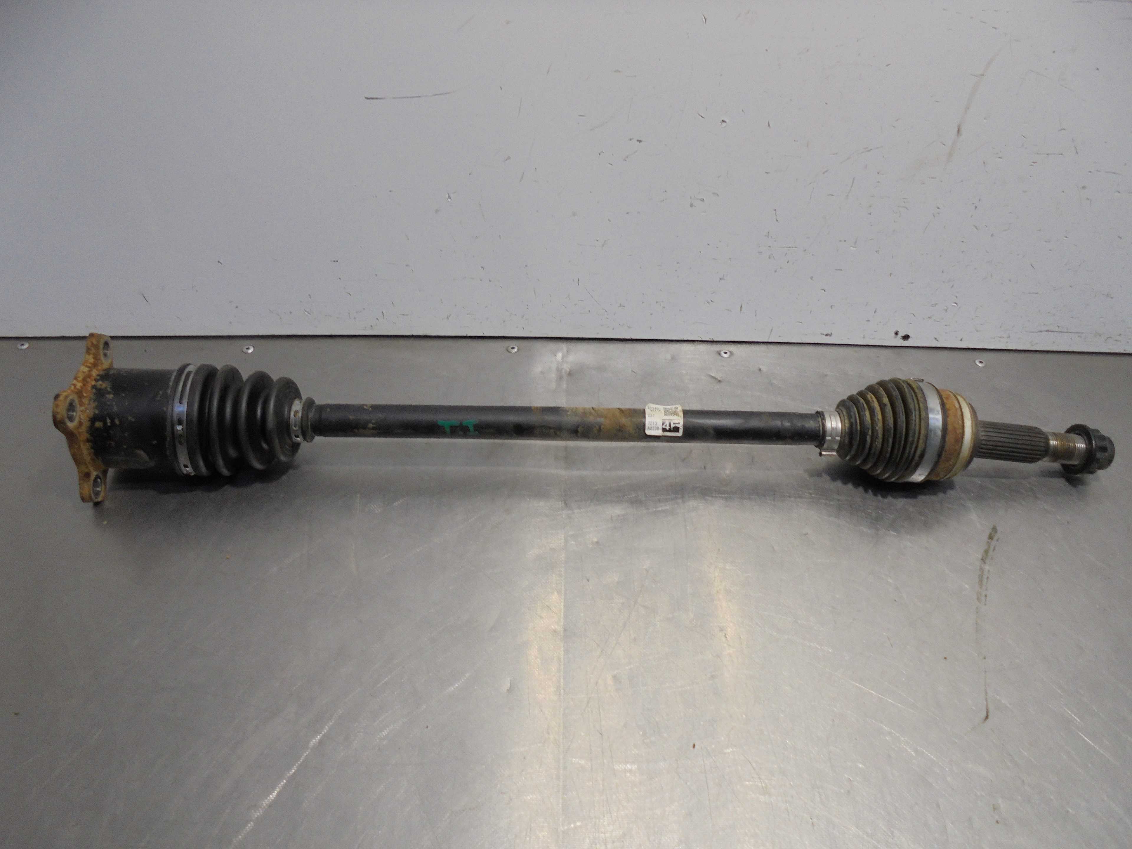 Recambio de transmision trasera izquierda para toyota rav 4 advance hybrid referencia OEM IAM 4234048110  