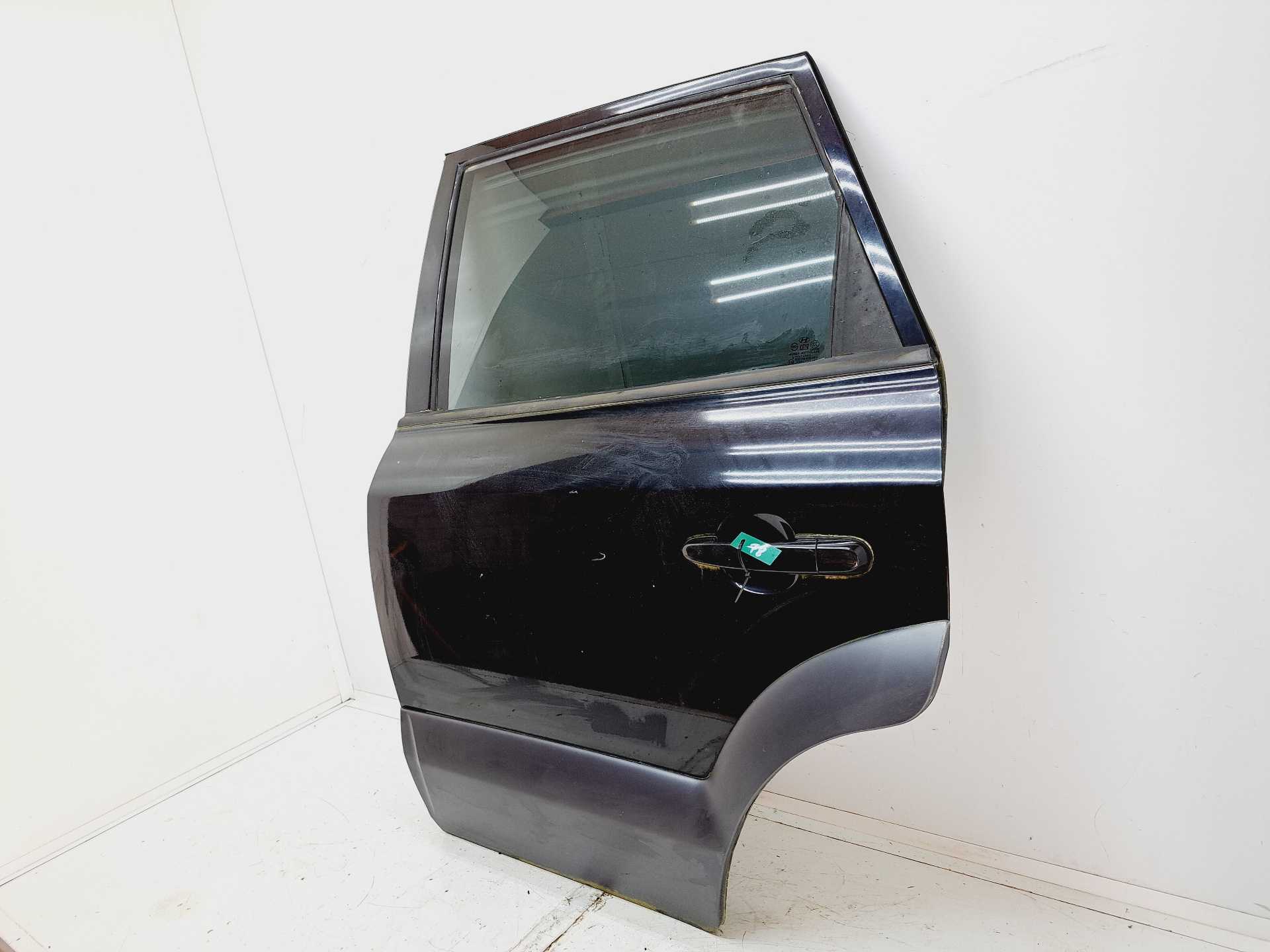 Recambio de puerta trasera izquierda para hyundai tucson (jm) 2.0 crdi comfort referencia OEM IAM   