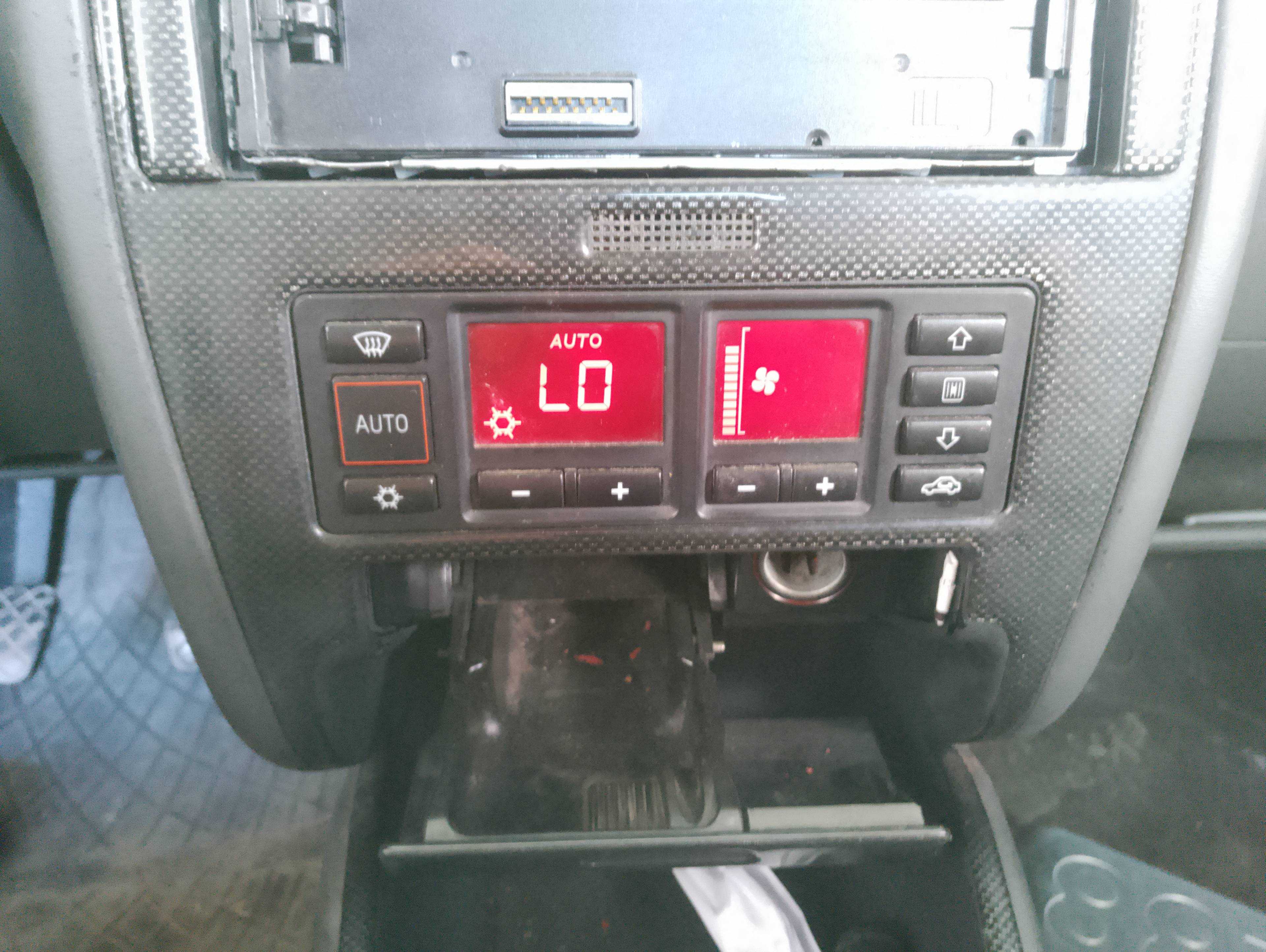 Recambio de mando climatizador para audi a3 (8l) 1.8 ambiente referencia OEM IAM   
