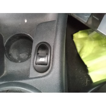 MANDO ELEVALUNAS DELANTERO DERECHO 