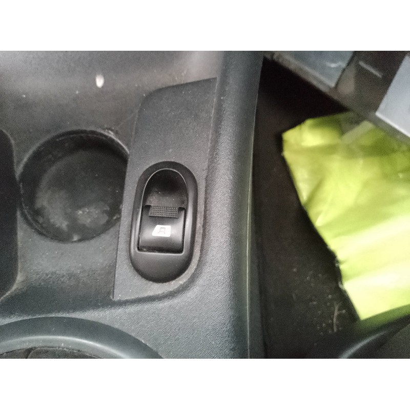 Recambio de mando elevalunas delantero derecho para citroën c3 1.1 satisfaction referencia OEM IAM   