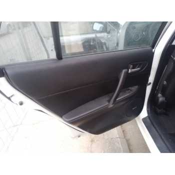 GUARNECIDO PUERTA TRASERA IZQUIERDA 