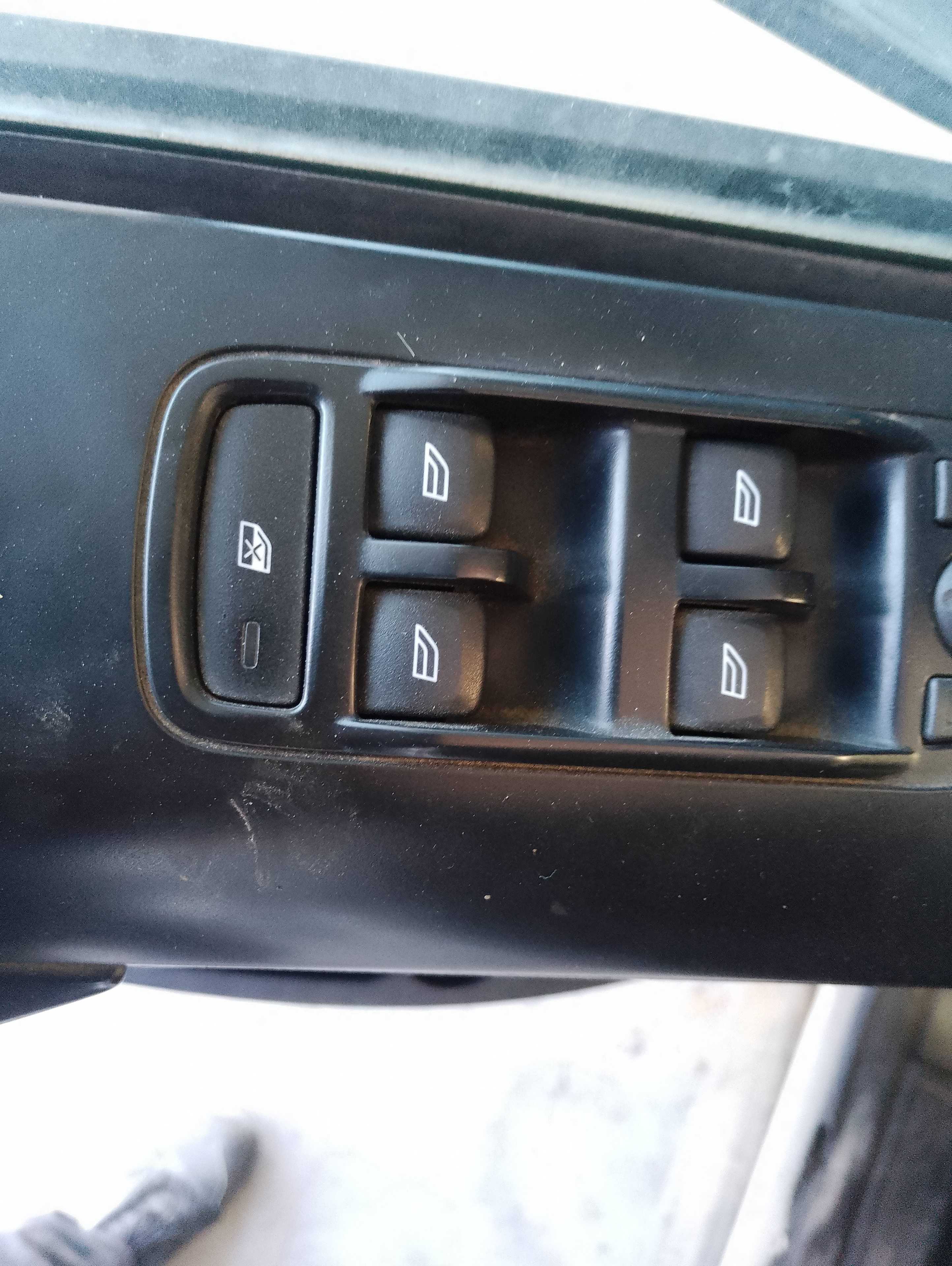 Recambio de mando elevalunas delantero izquierdo para land rover freelander (lr2) td4 e referencia OEM IAM   