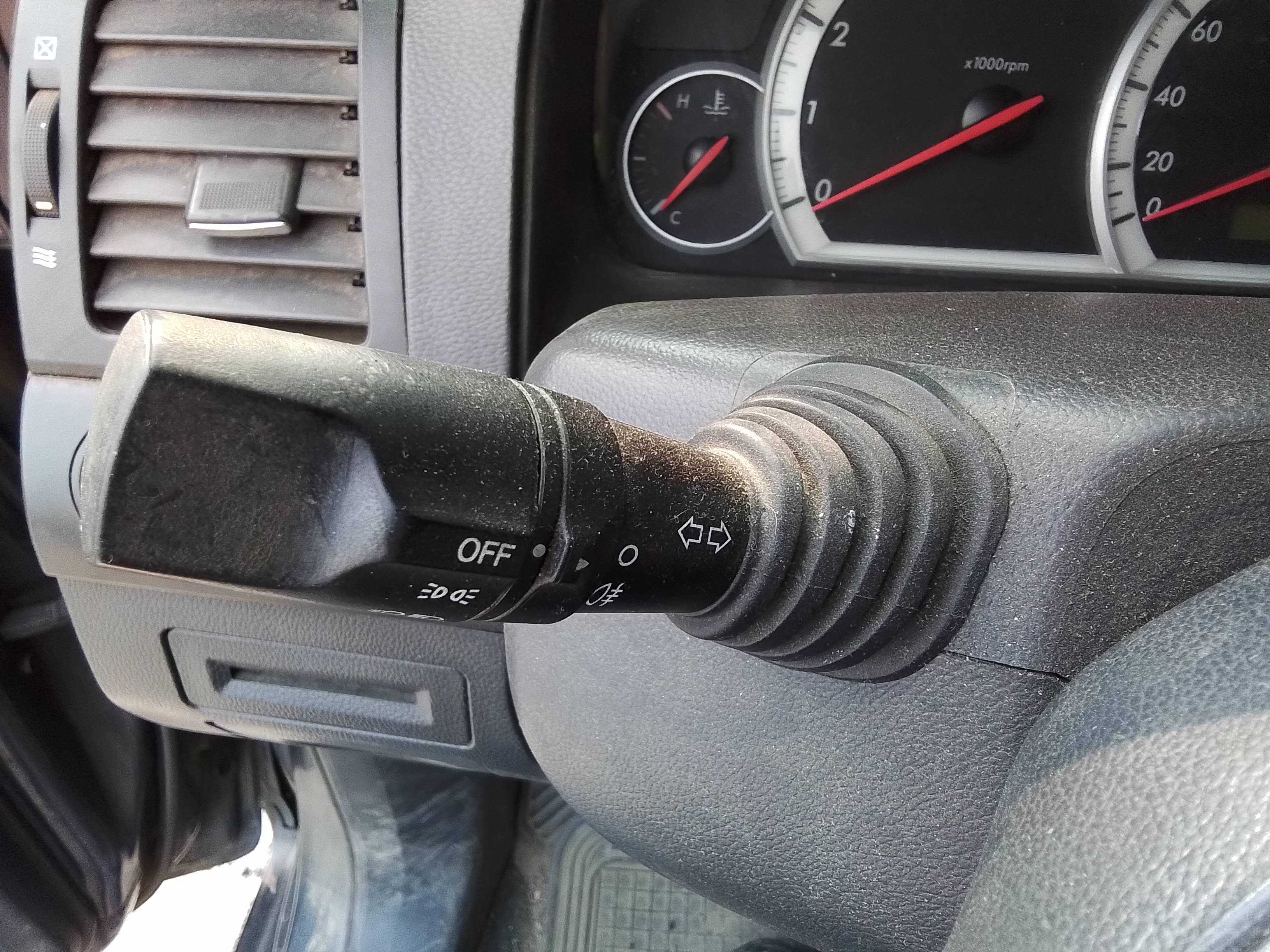 Recambio de mando luces para chevrolet captiva 2.0 vcdi ls referencia OEM IAM   