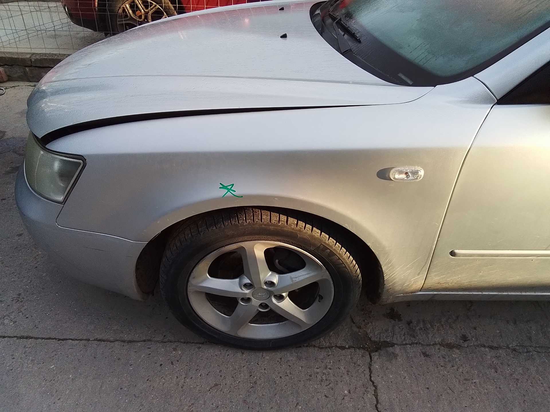 Recambio de aleta delantera izquierda para hyundai sonata (nf) 2.0 crdi cat referencia OEM IAM   