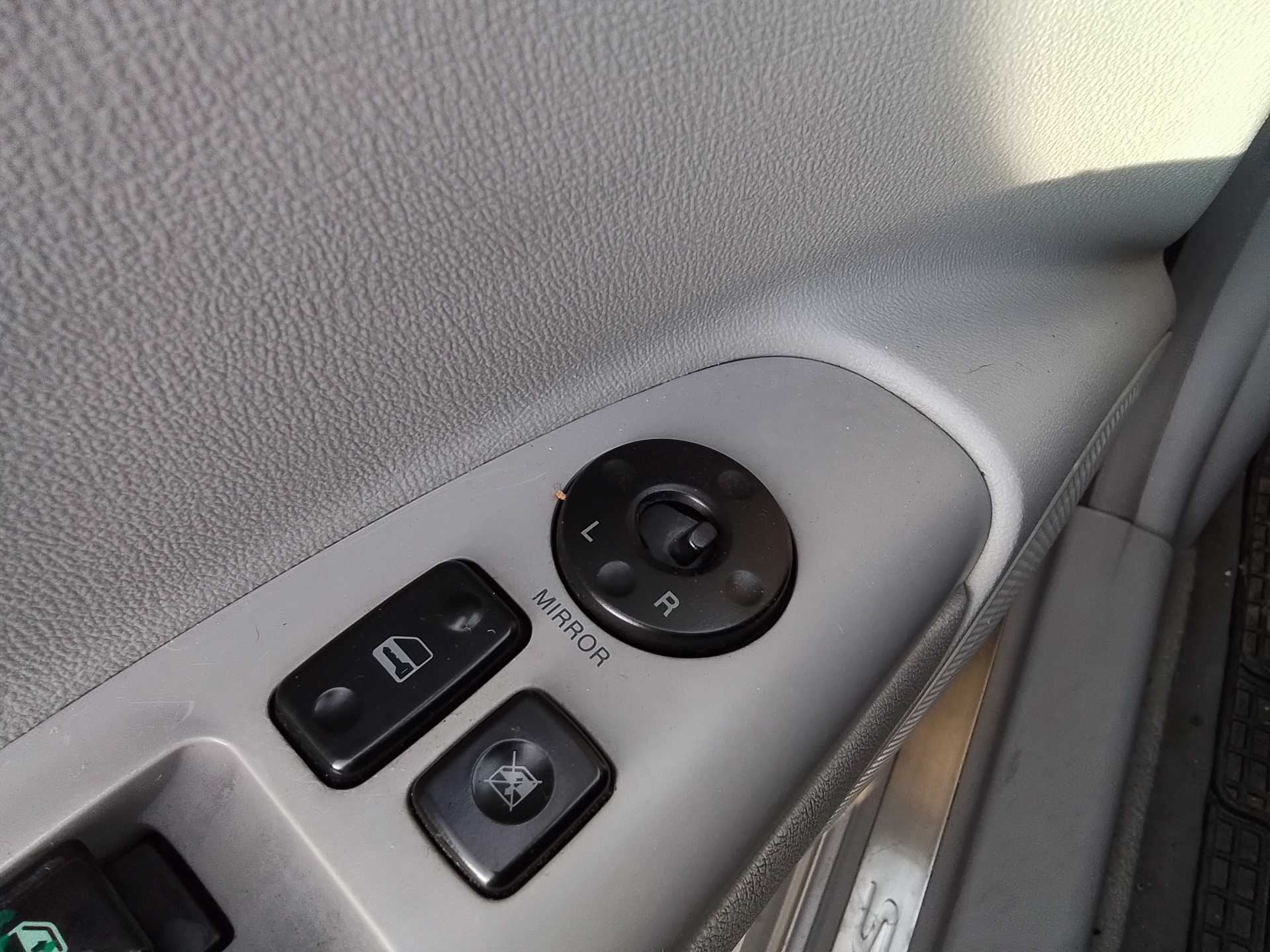 Recambio de mando retrovisor para hyundai sonata (nf) 2.0 crdi cat referencia OEM IAM   