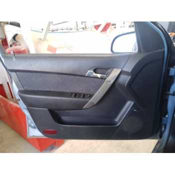 Recambio de guarnecido puerta delantera izquierda para chevrolet aveo ls referencia OEM IAM   