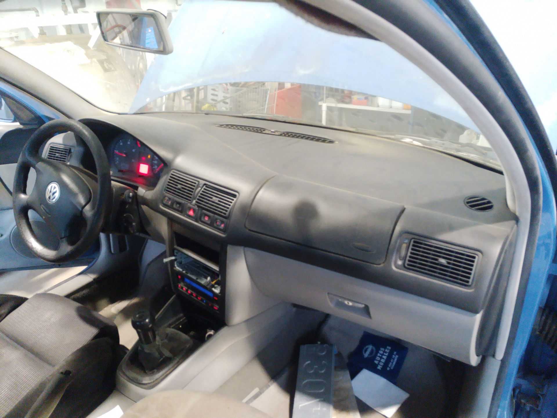 Recambio de salpicadero para volkswagen golf iv (1j1) 1.9 sdi referencia OEM IAM 1J1857002C23F  