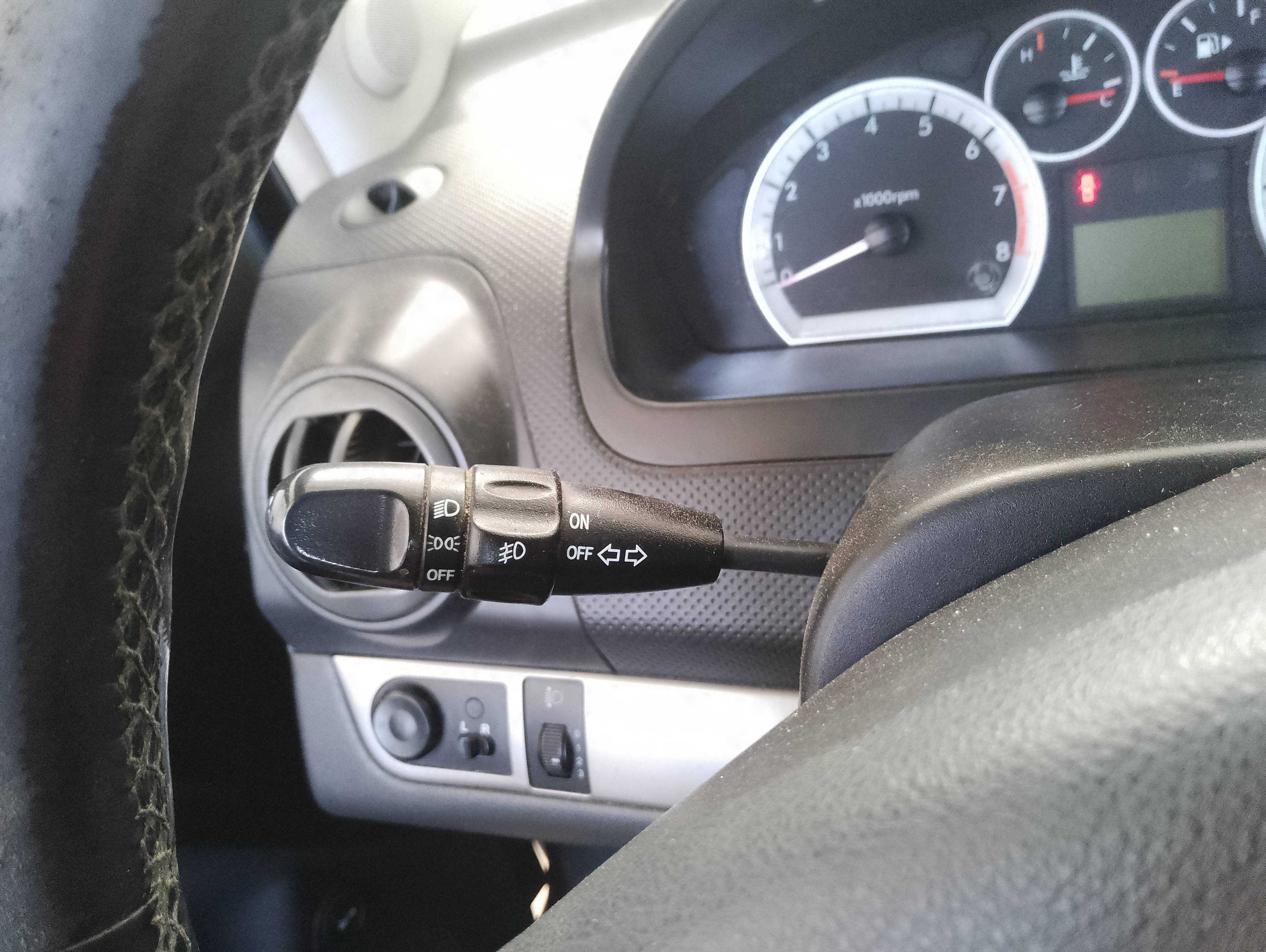 Recambio de mando intermitentes para chevrolet aveo ls referencia OEM IAM   