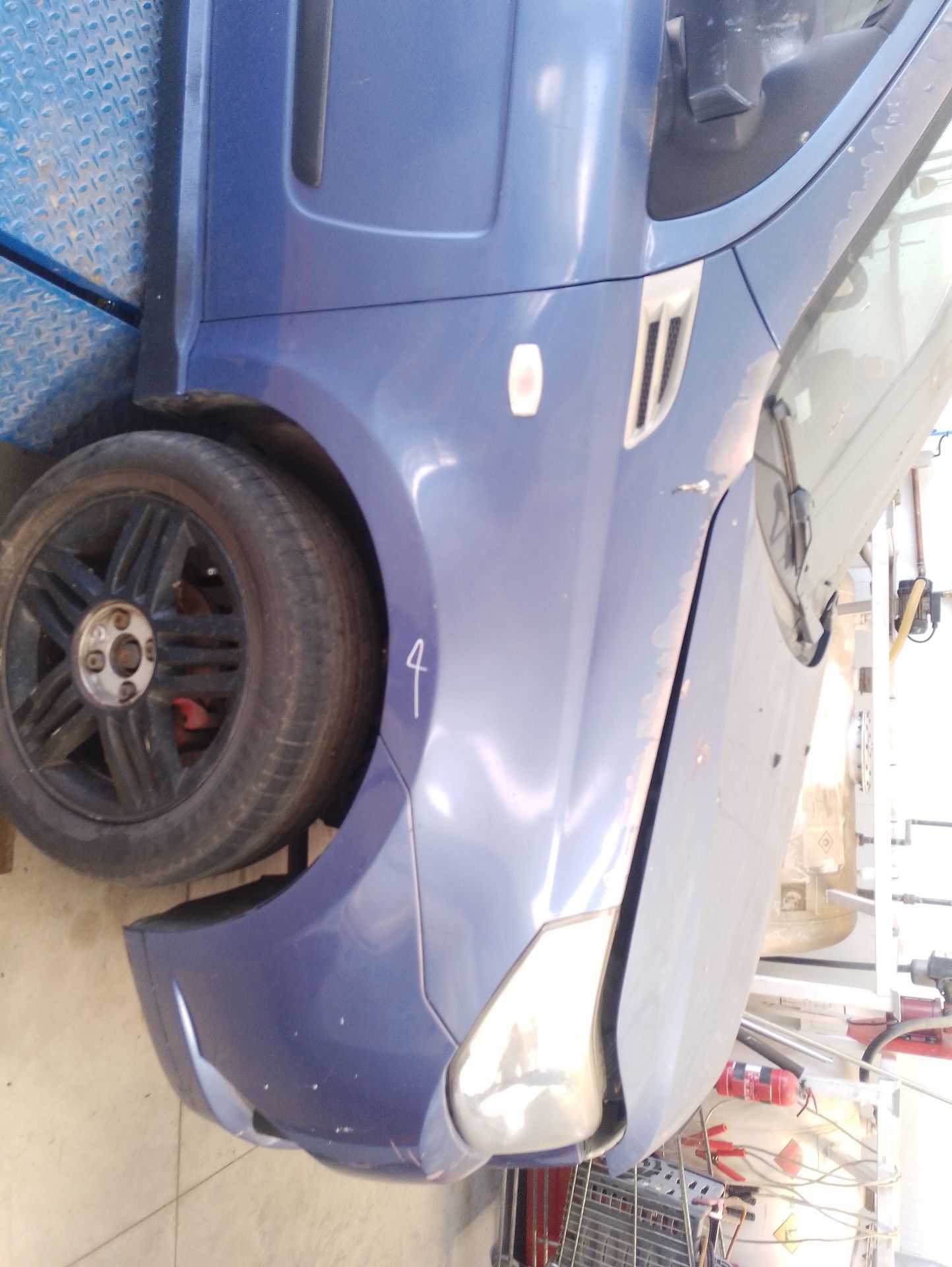 Recambio de aleta delantera derecha para chevrolet aveo / kalos hatchback (t250, t255) 1.4 referencia OEM IAM 95198280  