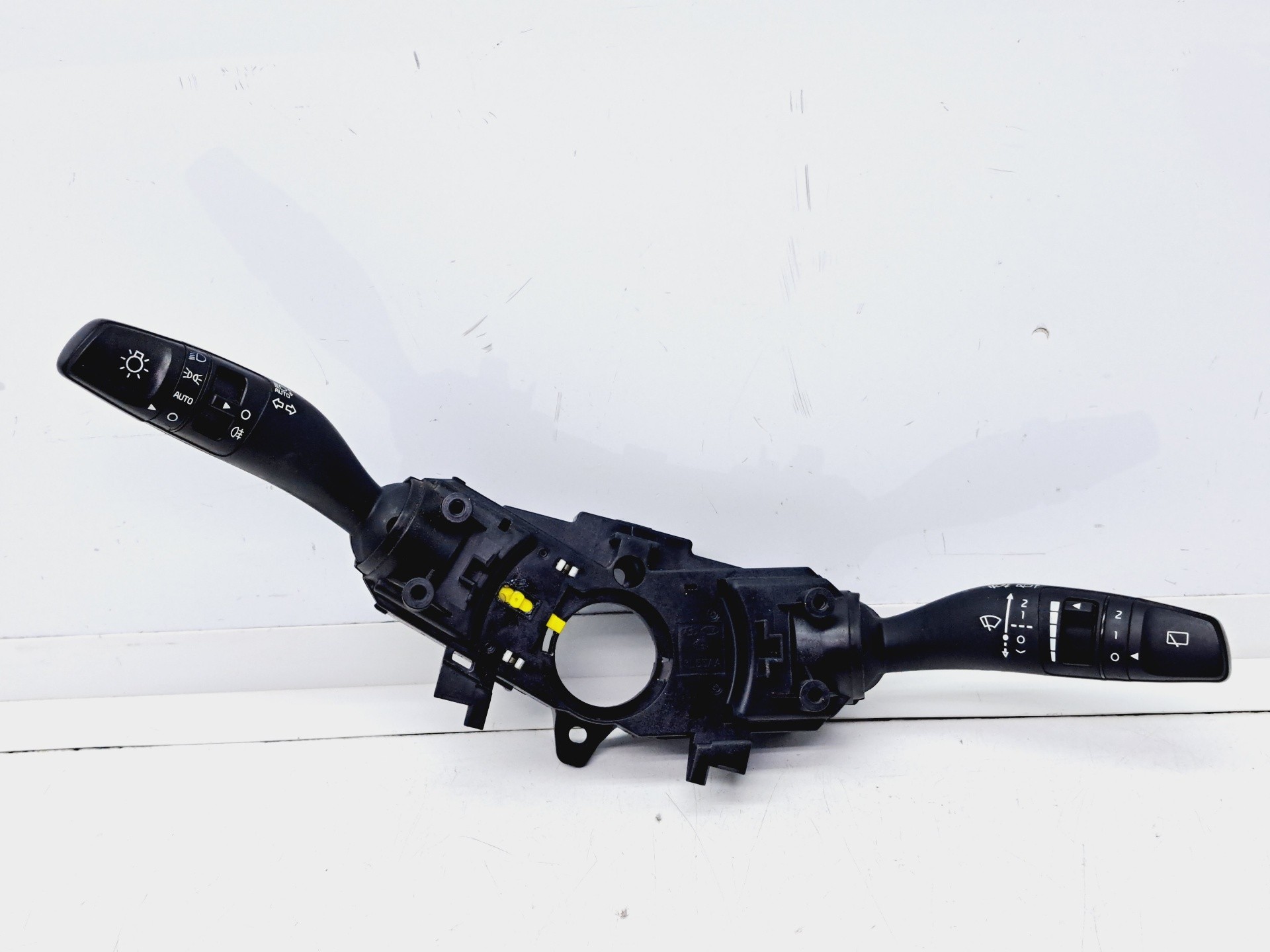 Recambio de mando luces para kia ceed business referencia OEM IAM 93404J7850 40B3QS1003 