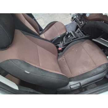 ASIENTO DELANTERO DERECHO 