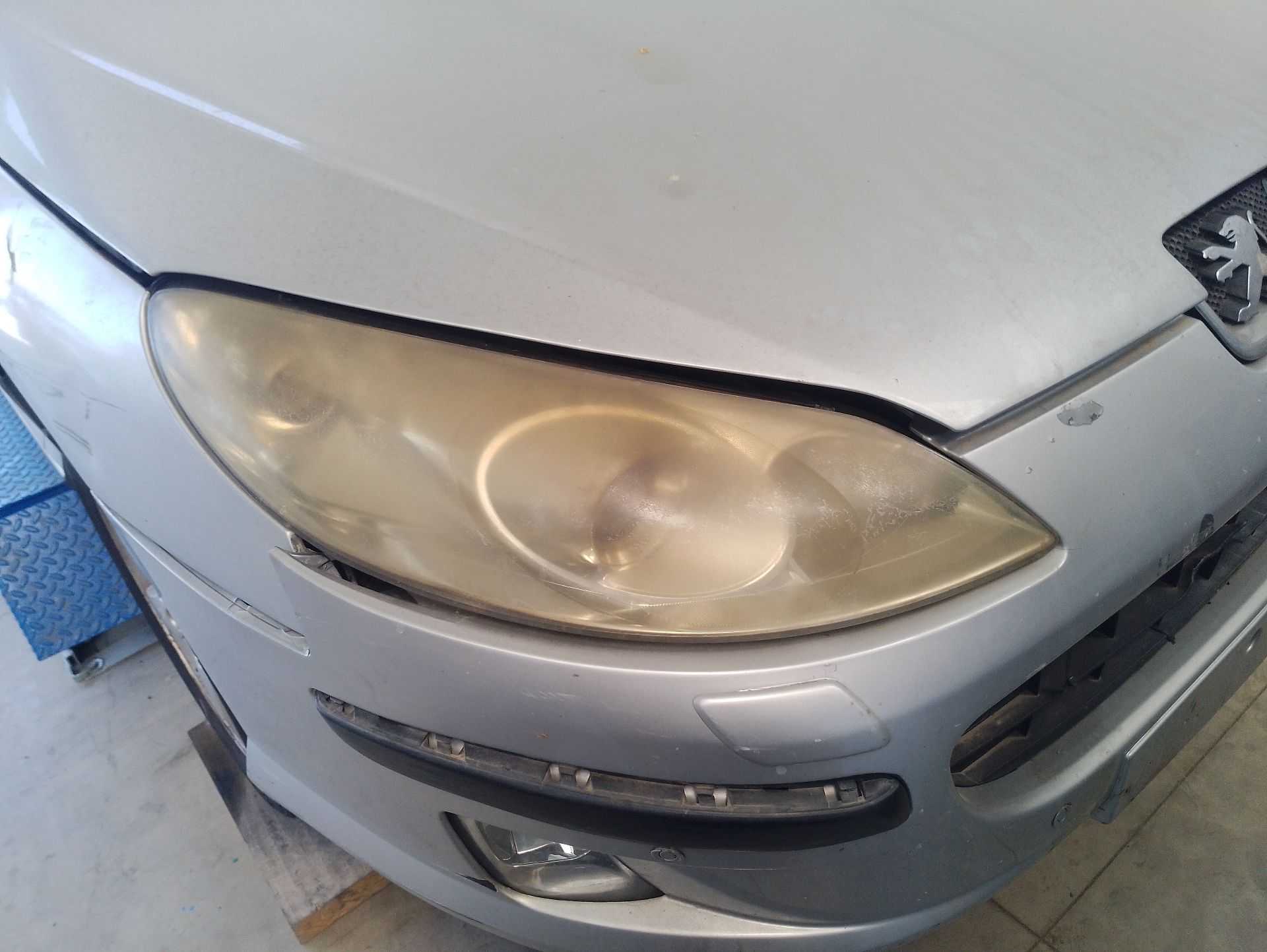 Recambio de faro derecho para peugeot 407 (6d_) 2.0 hdi 135 (6drhrh, 6drhre, 6drhrg, 6drhrj) referencia OEM IAM 620690  