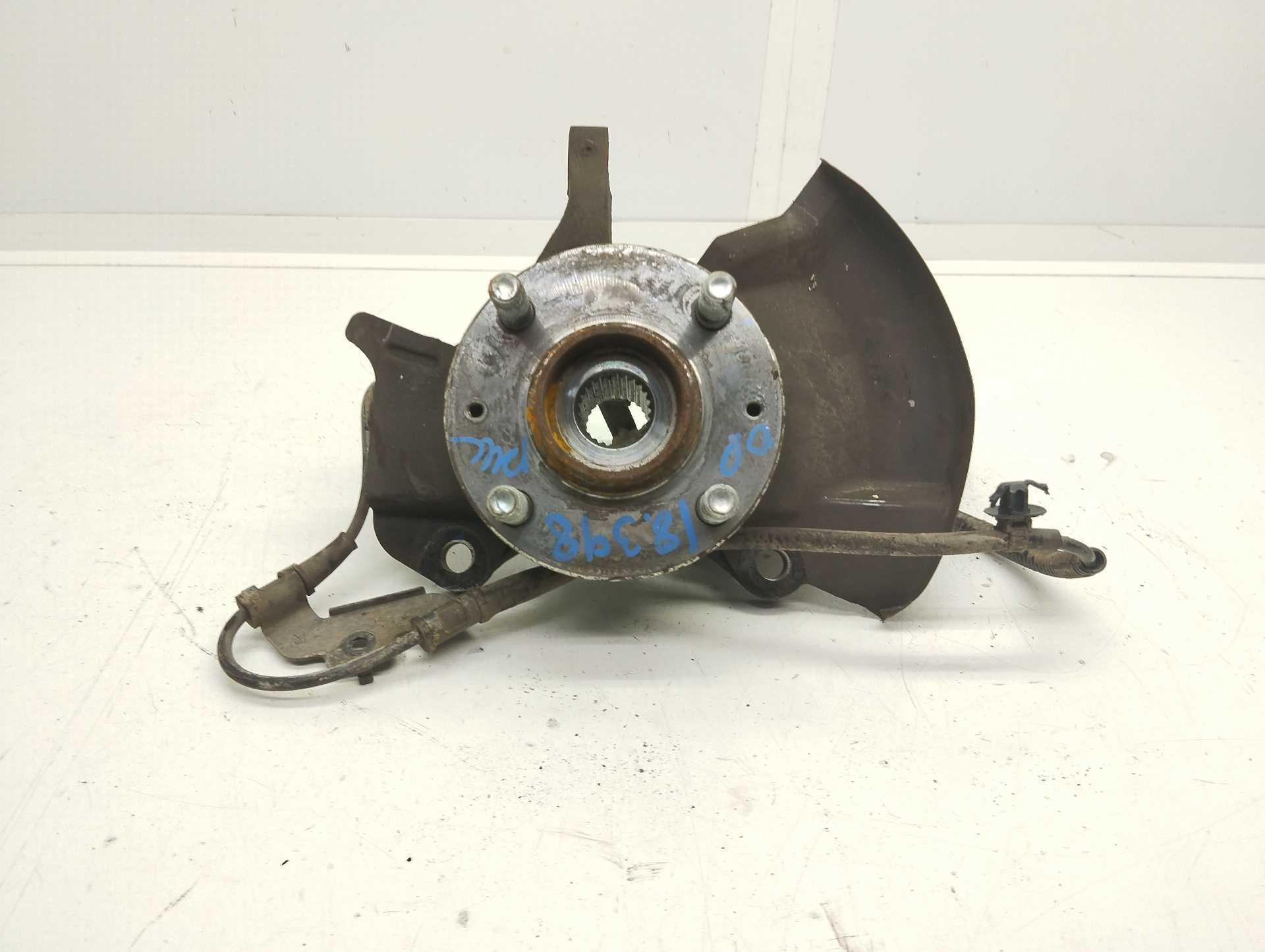Recambio de mangueta delantera derecha para hyundai i20 1.2 16v cat referencia OEM IAM   