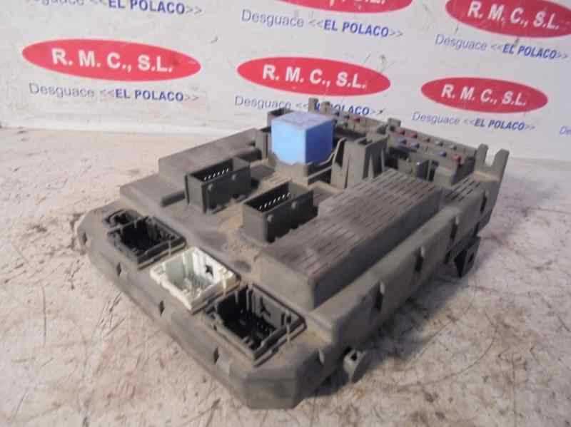 Recambio de caja reles / fusibles para citroën c5 break exclusive referencia OEM IAM 9637466180  OFERTA