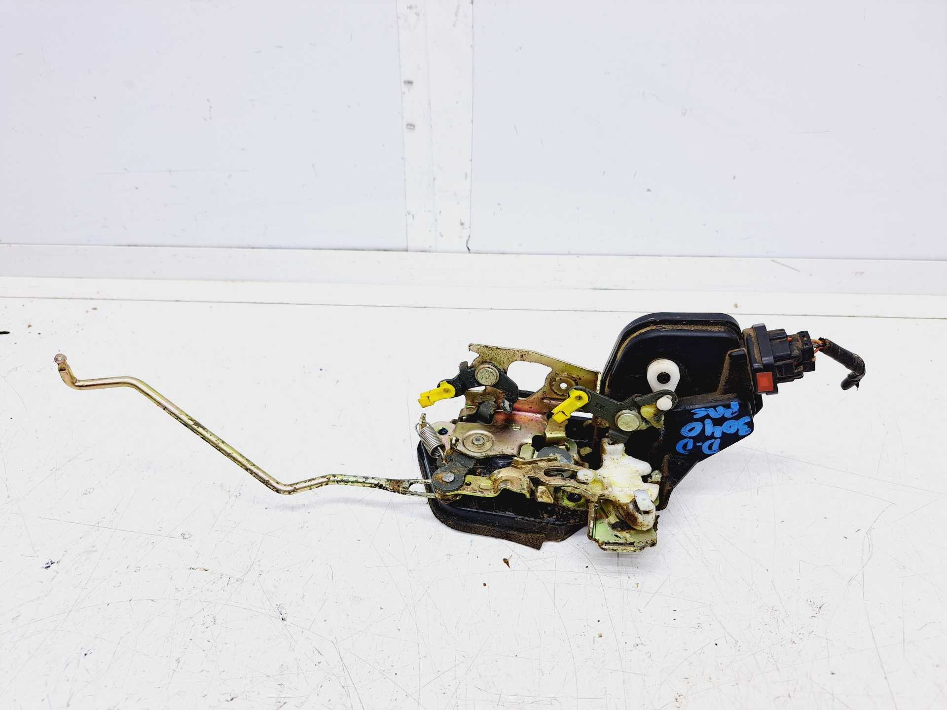 Recambio de cerradura puerta delantera derecha para hyundai terracan (hp) 2.5 tci referencia OEM IAM 81310H1020  