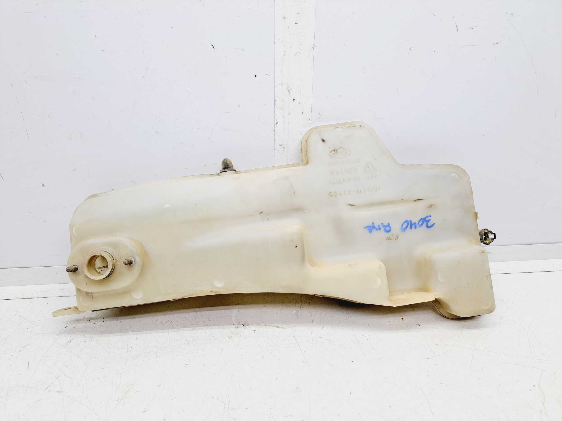 Recambio de deposito limpia para hyundai terracan (hp) 2.5 tci referencia OEM IAM 98611H1001 98610H1001 