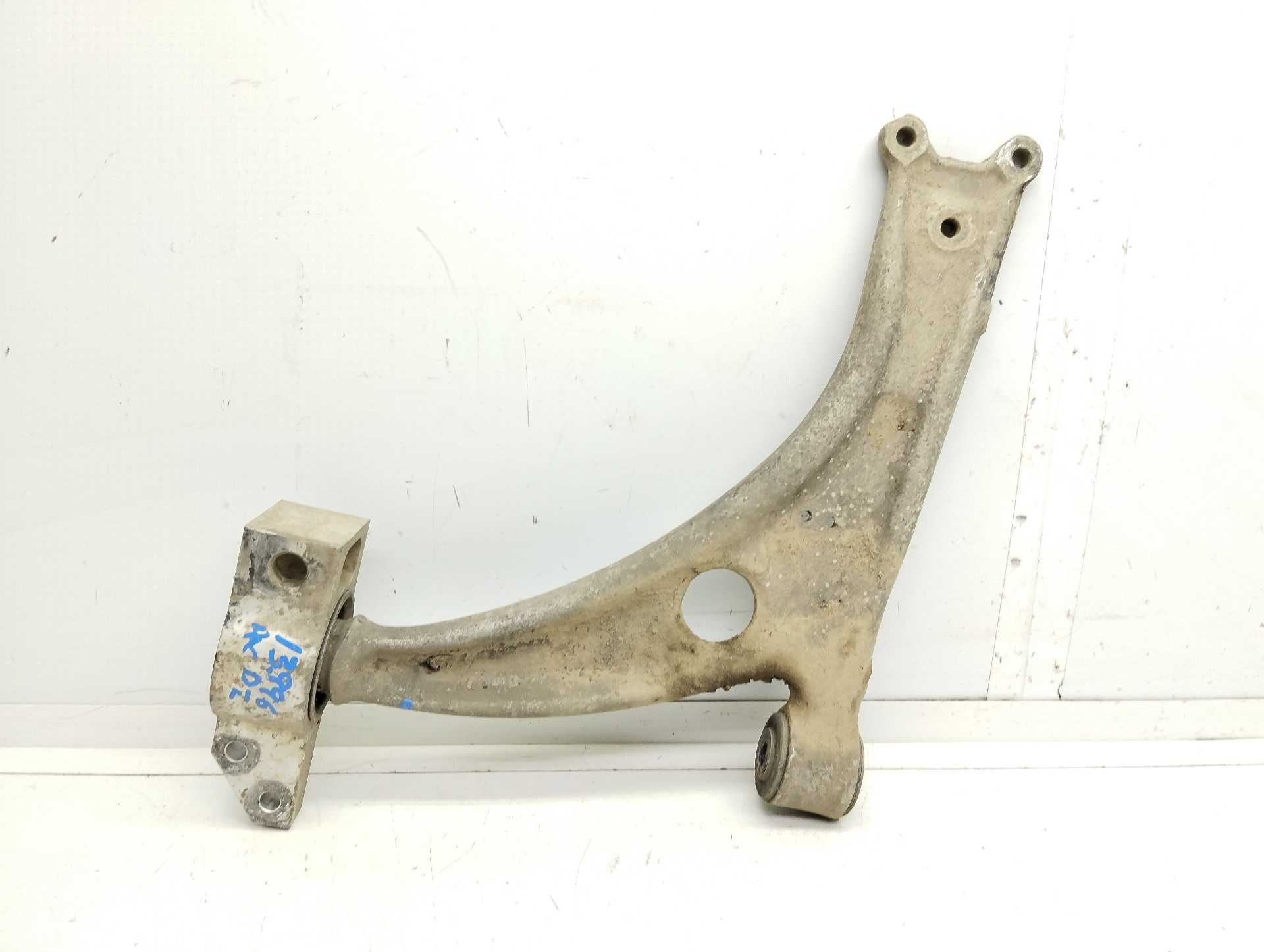 Recambio de brazo suspension inferior delantero izquierdo para volkswagen passat berlina (3c2) highline referencia OEM IAM   