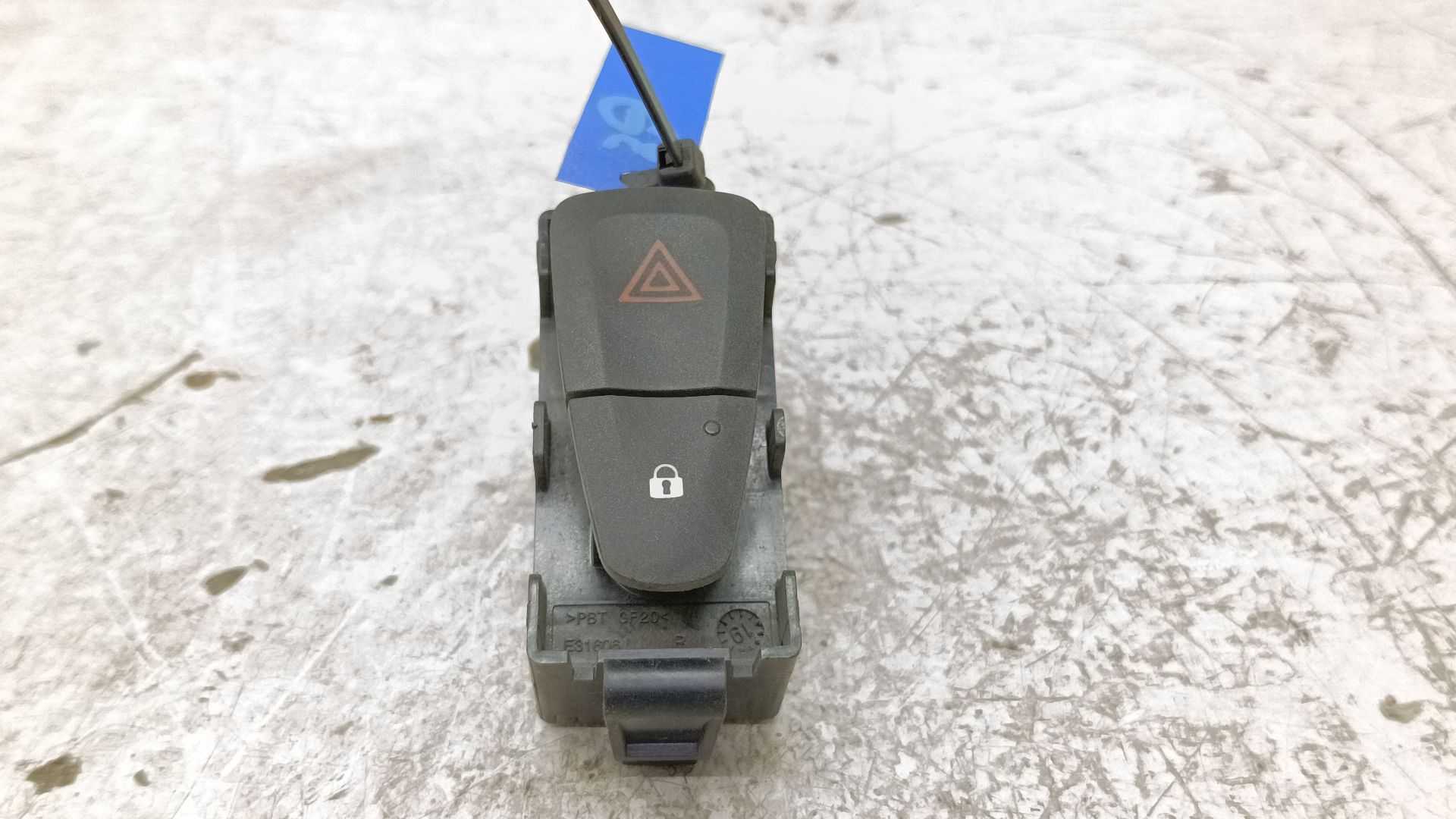 Recambio de warning para dacia dokker monospace (ke_) 1.5 blue dci 95 (kejl) referencia OEM IAM 252905668R  