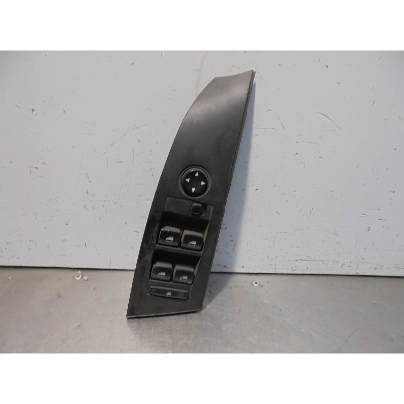 Recambio de mando elevalunas delantero izquierdo para bmw serie 5 berlina (e60) 535d referencia OEM IAM 6951904 DELPHI 