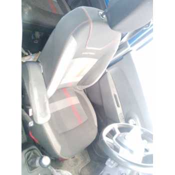 ASIENTO DELANTERO IZQUIERDO 