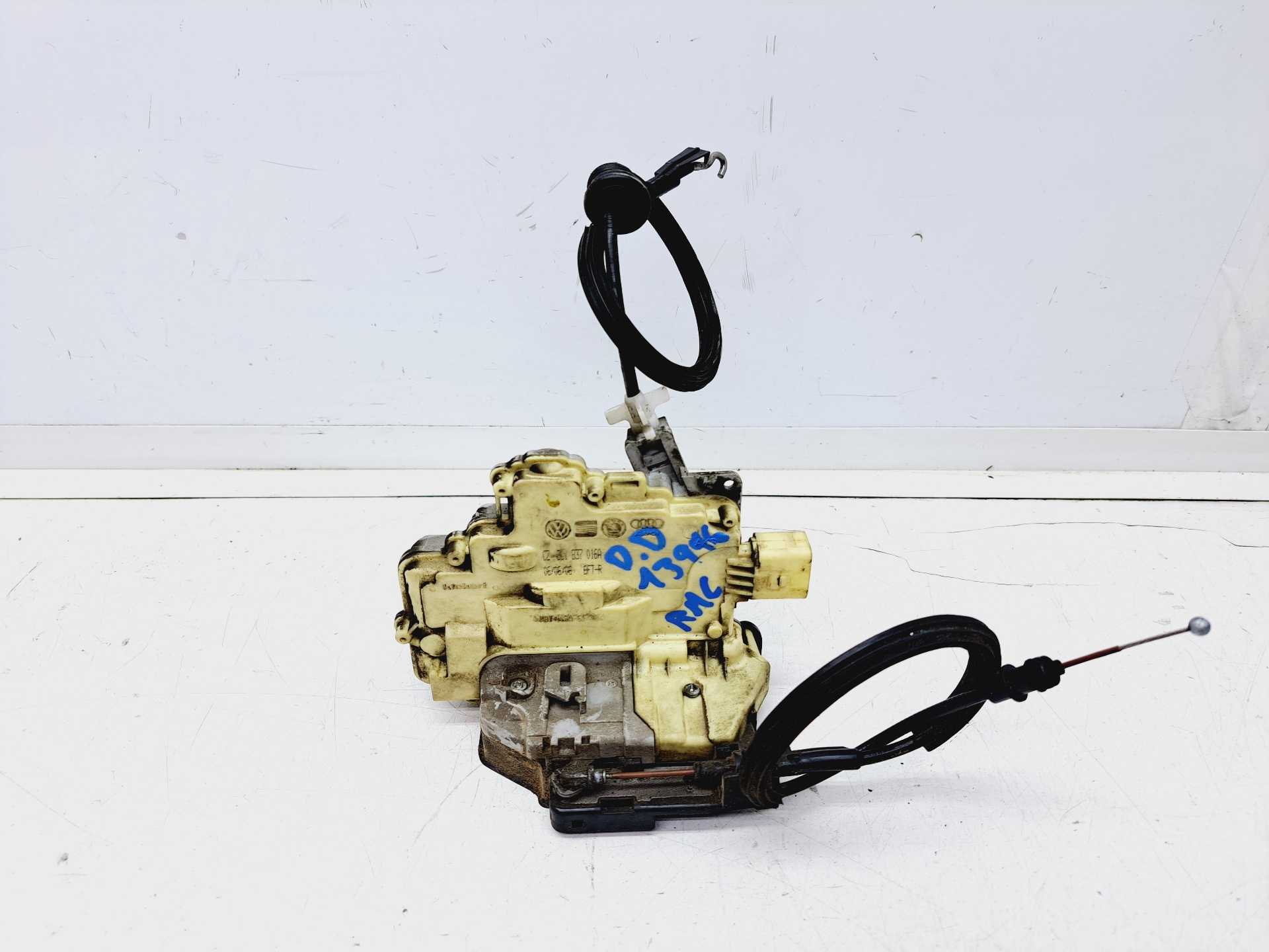 Recambio de cerradura puerta delantera derecha para volkswagen passat berlina (3c2) highline referencia OEM IAM 3C1837016A  
