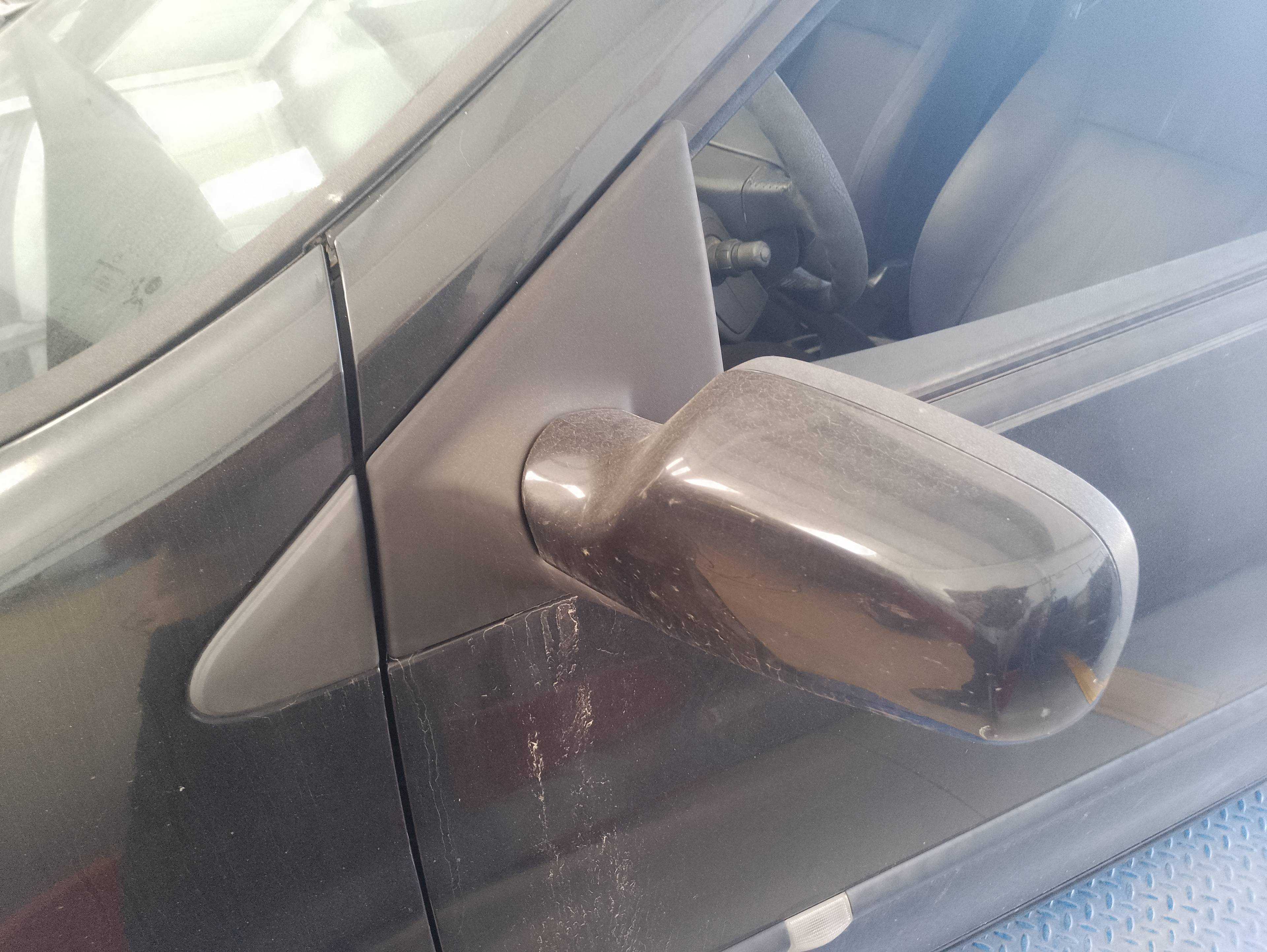 Recambio de retrovisor izquierdo para renault clio iii confort dynamique referencia OEM IAM   