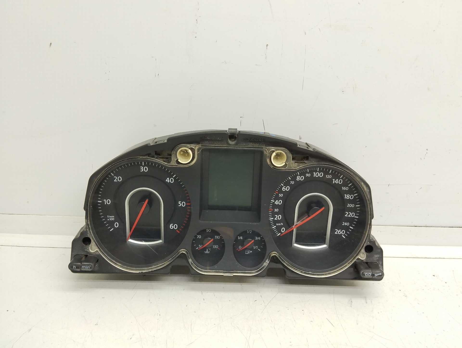 Recambio de cuadro instrumentos para volkswagen passat berlina (3c2) highline referencia OEM IAM 3C0920871 A2C53145084 