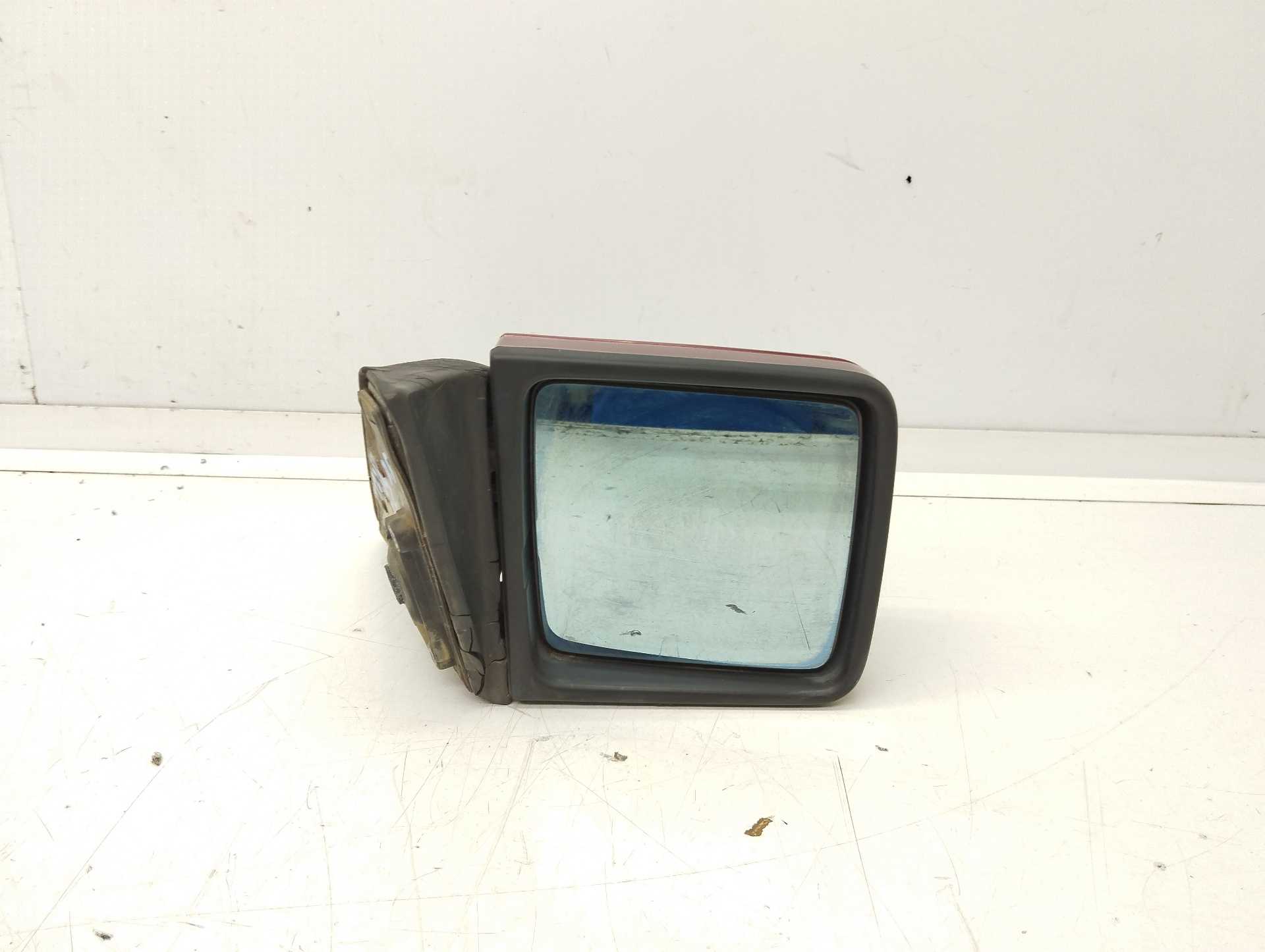 Recambio de retrovisor derecho para mercedes-benz clase e (w124) berlina e 300 diesel (124.131) referencia OEM IAM   