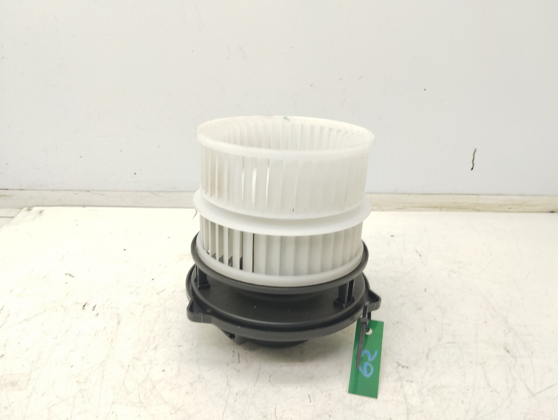 Recambio de motor calefaccion para hyundai tucson (nx) klass 2wd referencia OEM IAM EB1D2NQEAA 97113P2000 
