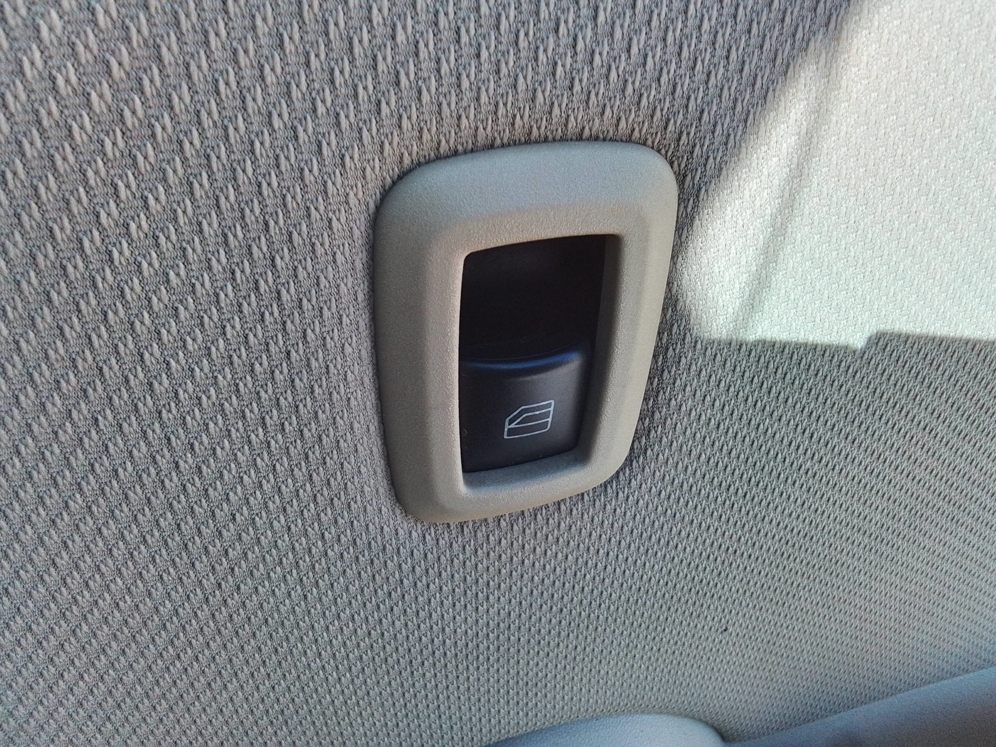 Recambio de mando elevalunas trasero derecho para mercedes-benz clase a (w169) a 150 a-edition (169.031) referencia OEM IAM   