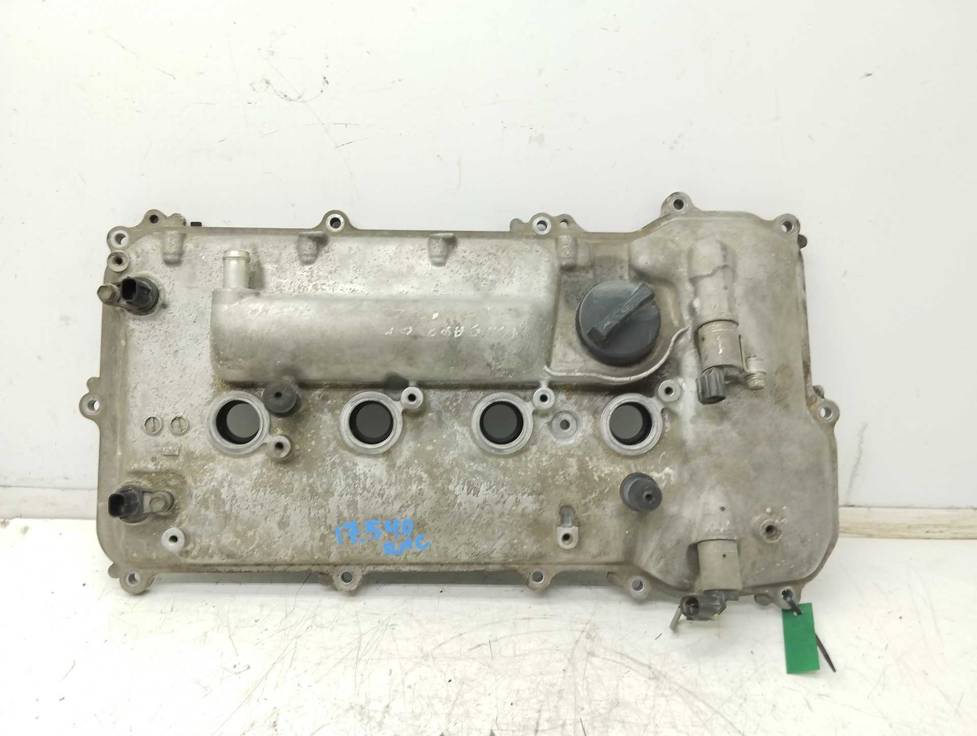 Recambio de tapa balancines para toyota auris 1.6 16v cat referencia OEM IAM 112010T050 1120137022 112010T040