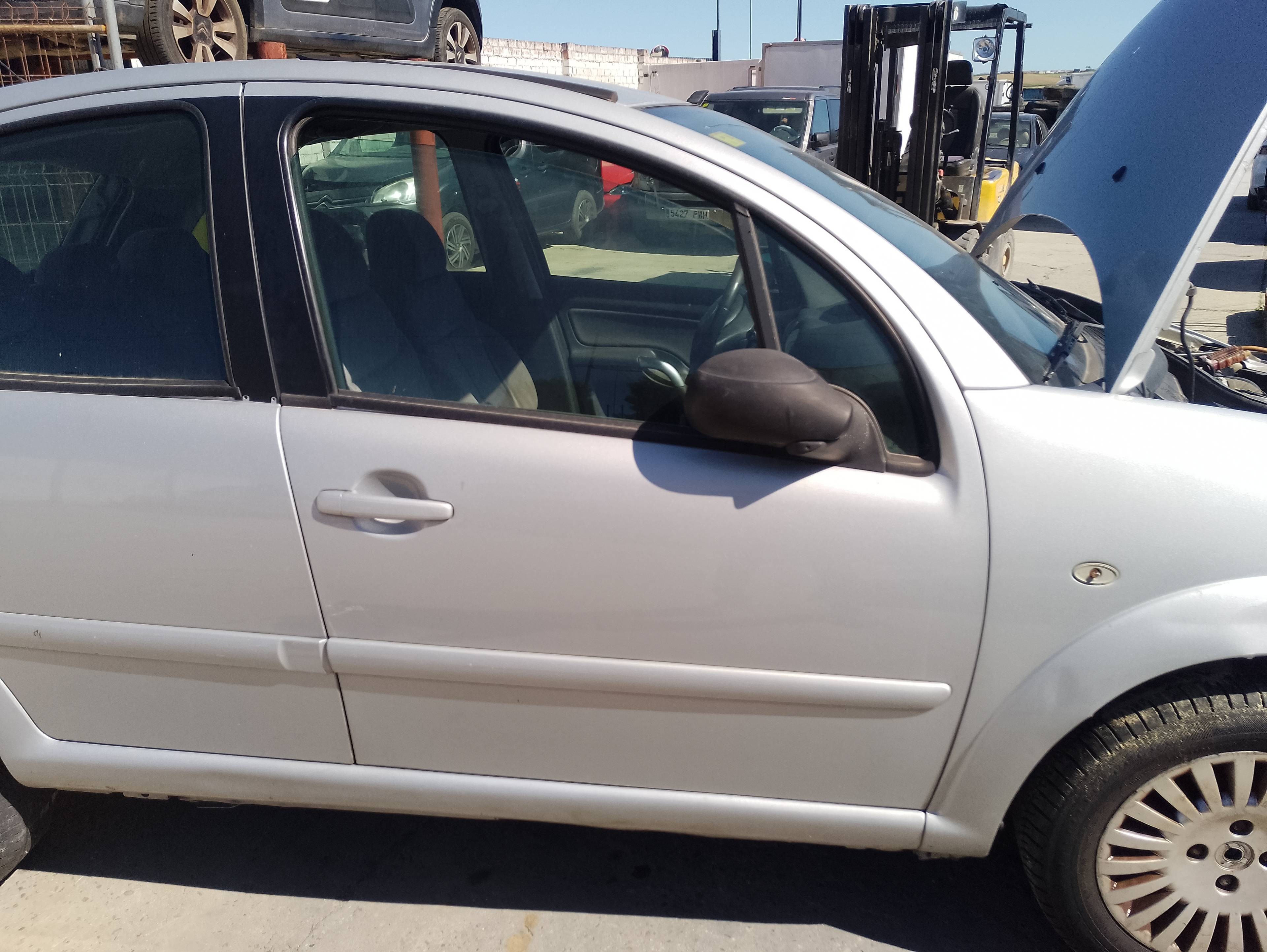 Recambio de puerta delantera derecha para citroën c3 1.4 hdi audace referencia OEM IAM   